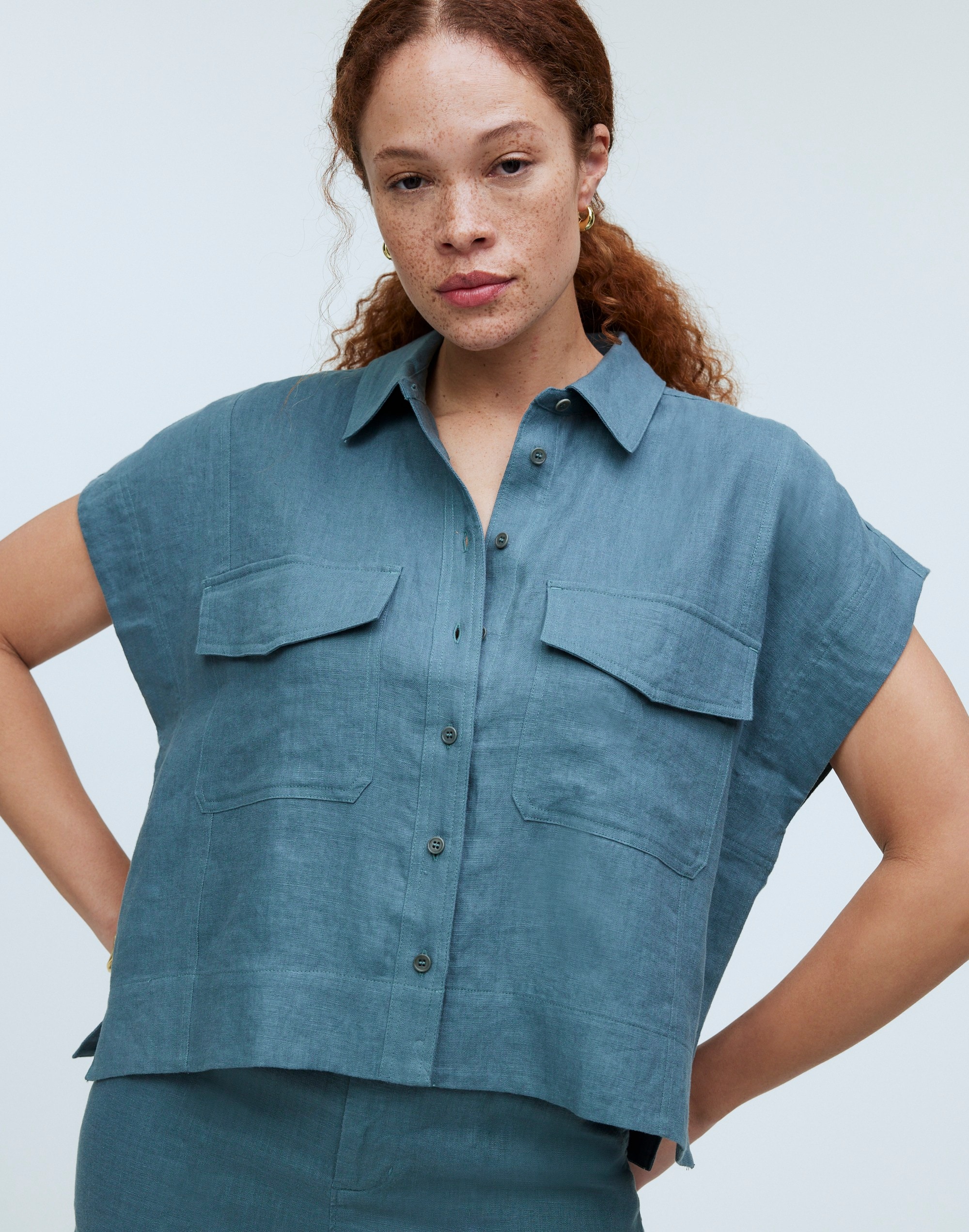 Flap-Pocket Button-Up Shirt in 100% Linen