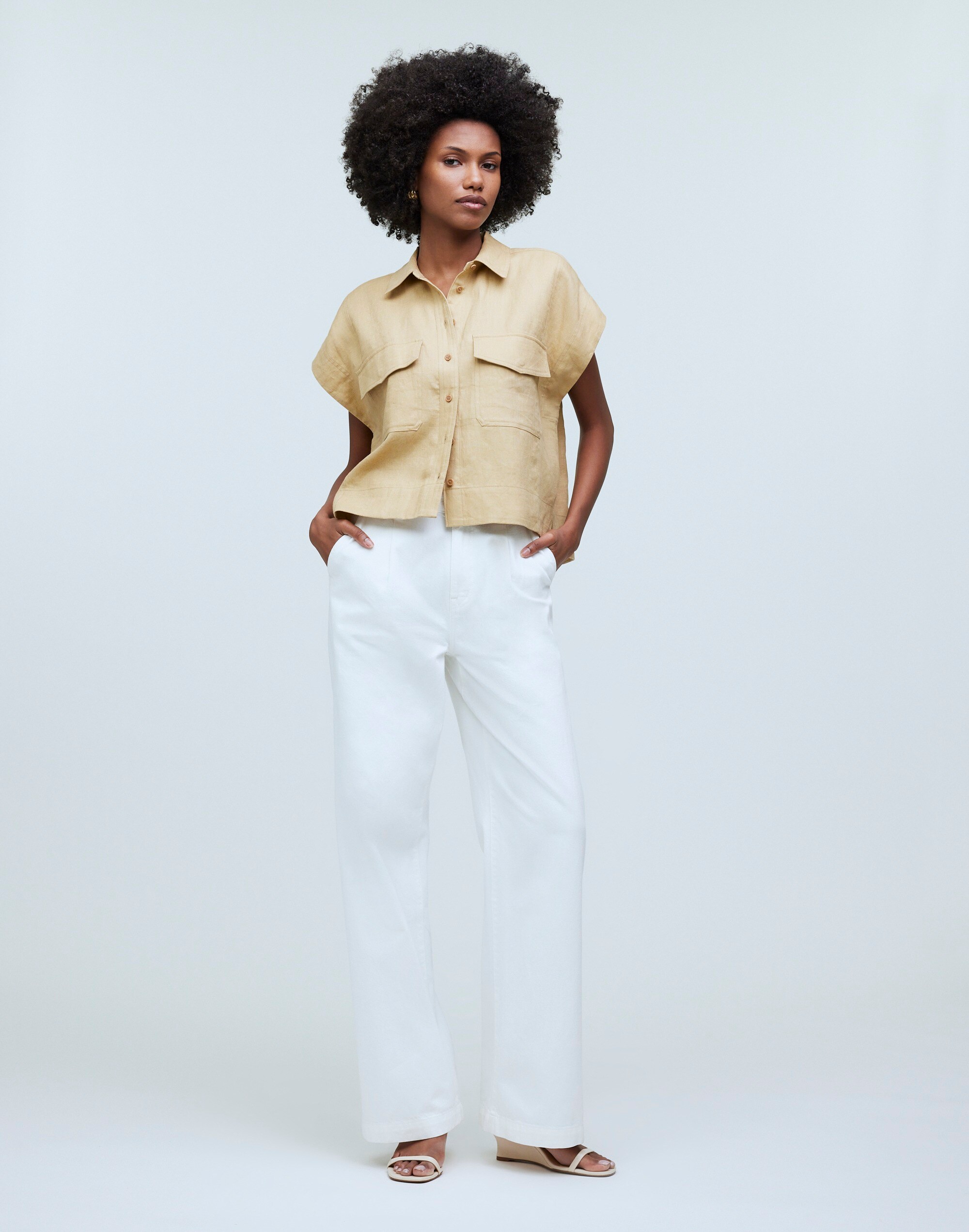 Flap-Pocket Button-Up Shirt in 100% Linen
