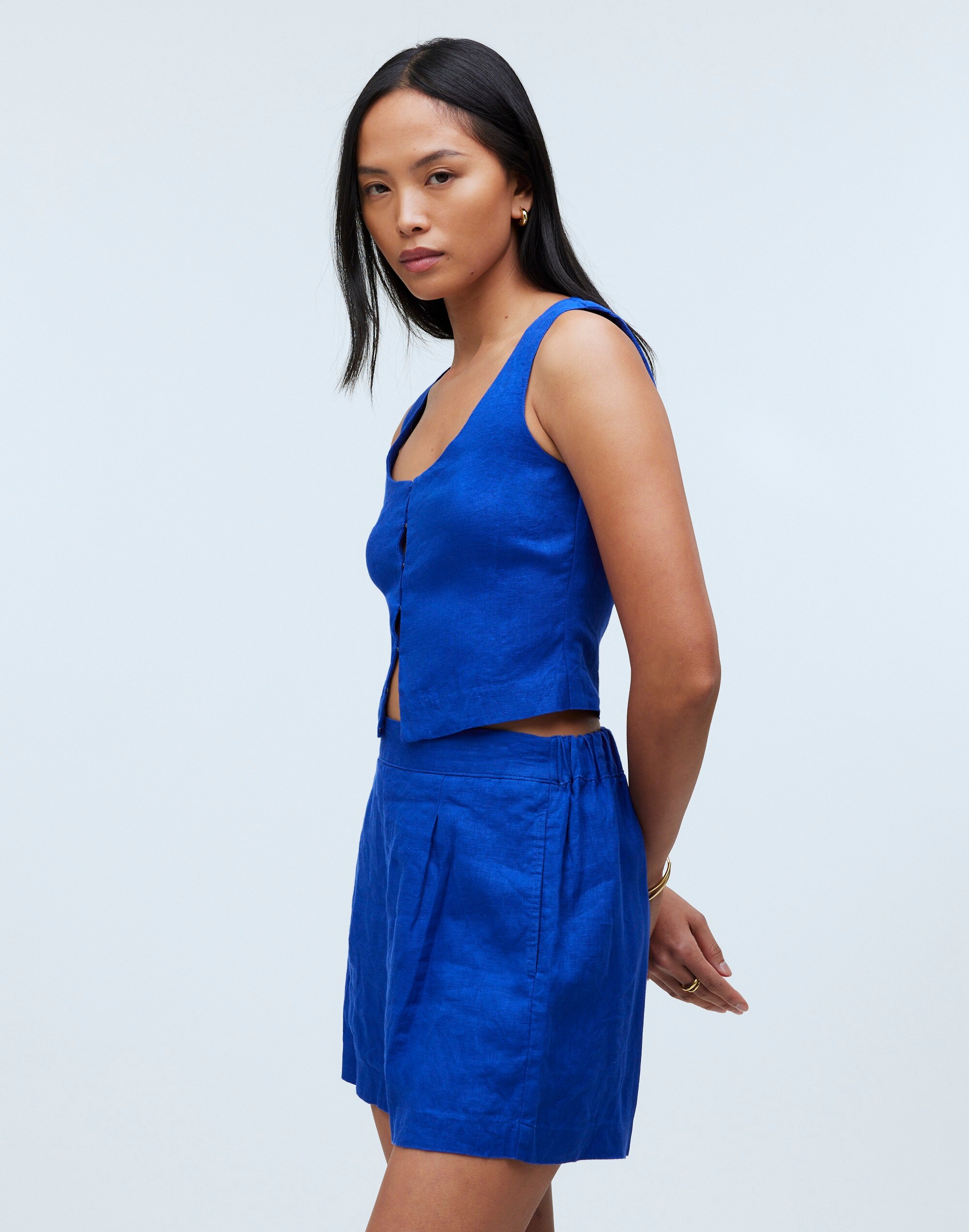 Scoopneck Crop Tank in 100% Linen