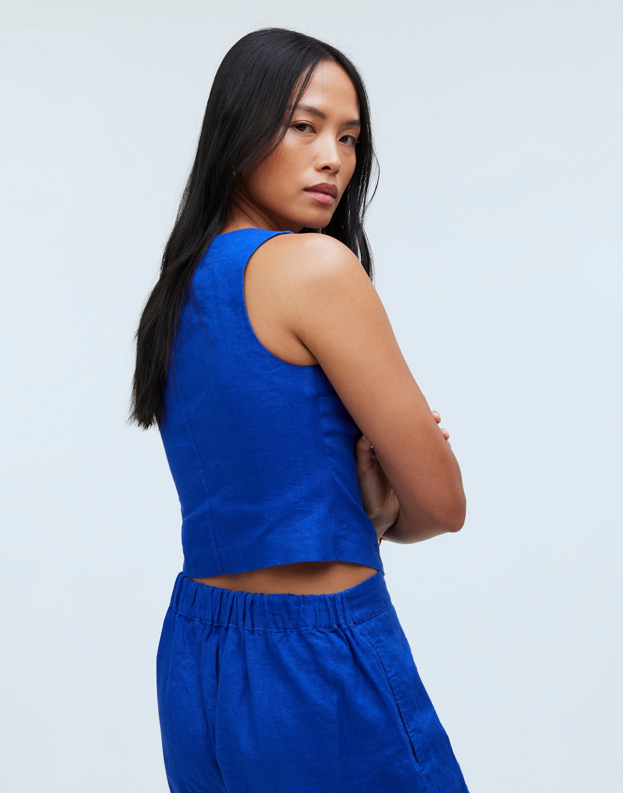 Scoopneck Crop Tank in 100% Linen