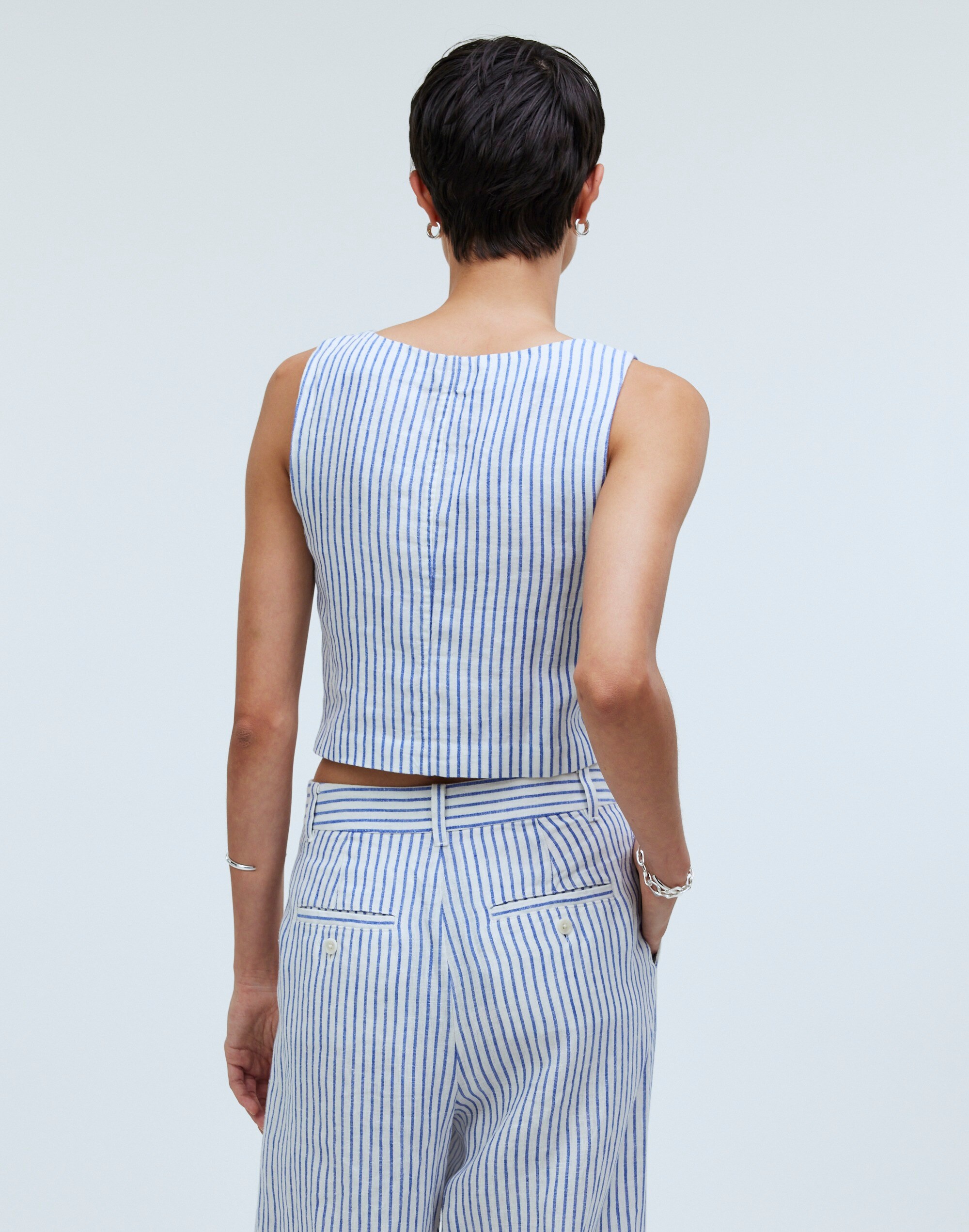 Scoopneck Crop Tank in 100% Linen