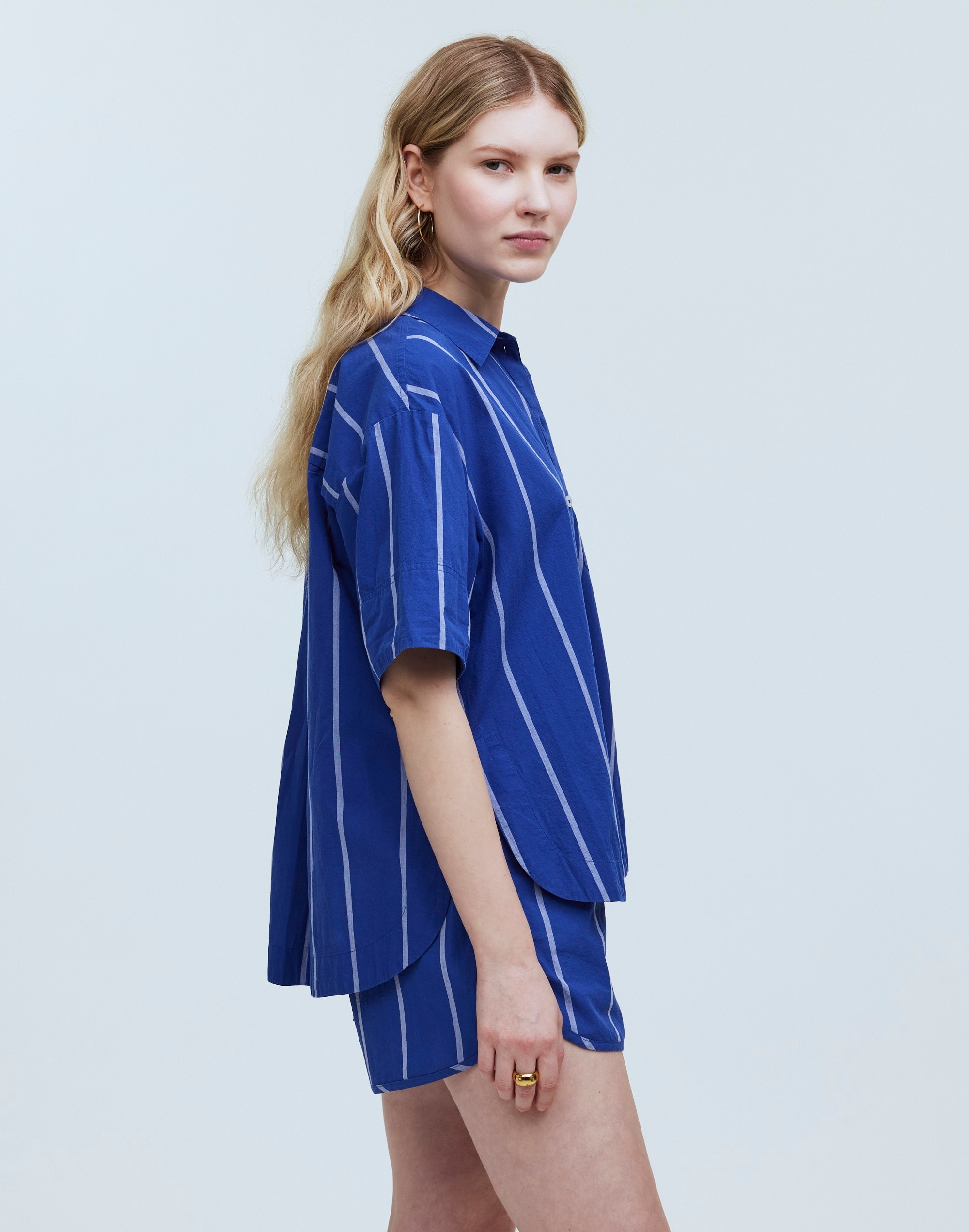 Oversized Boxy Button-Up Shirt in Signature Poplin