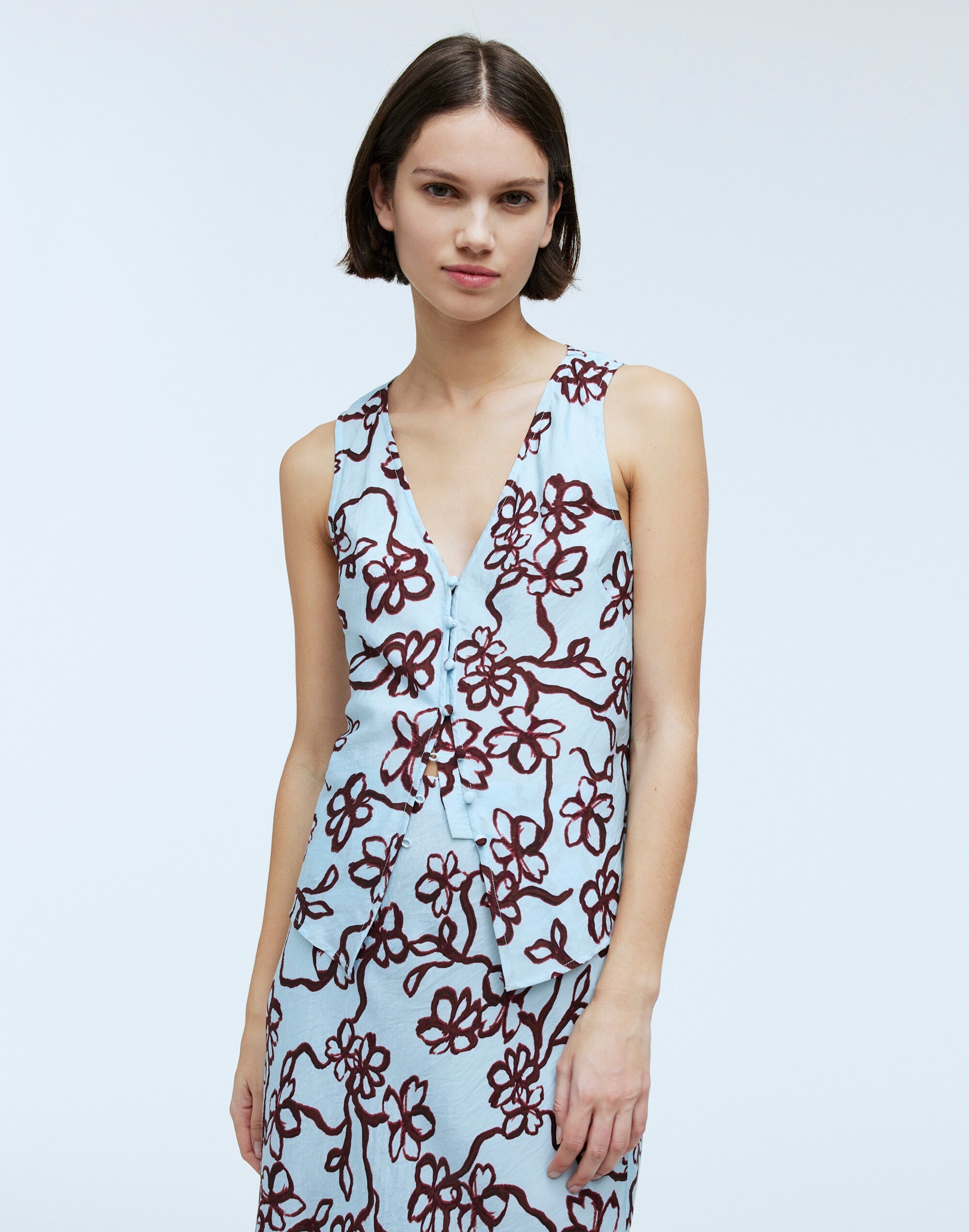 Cutaway Vest Top in Floral