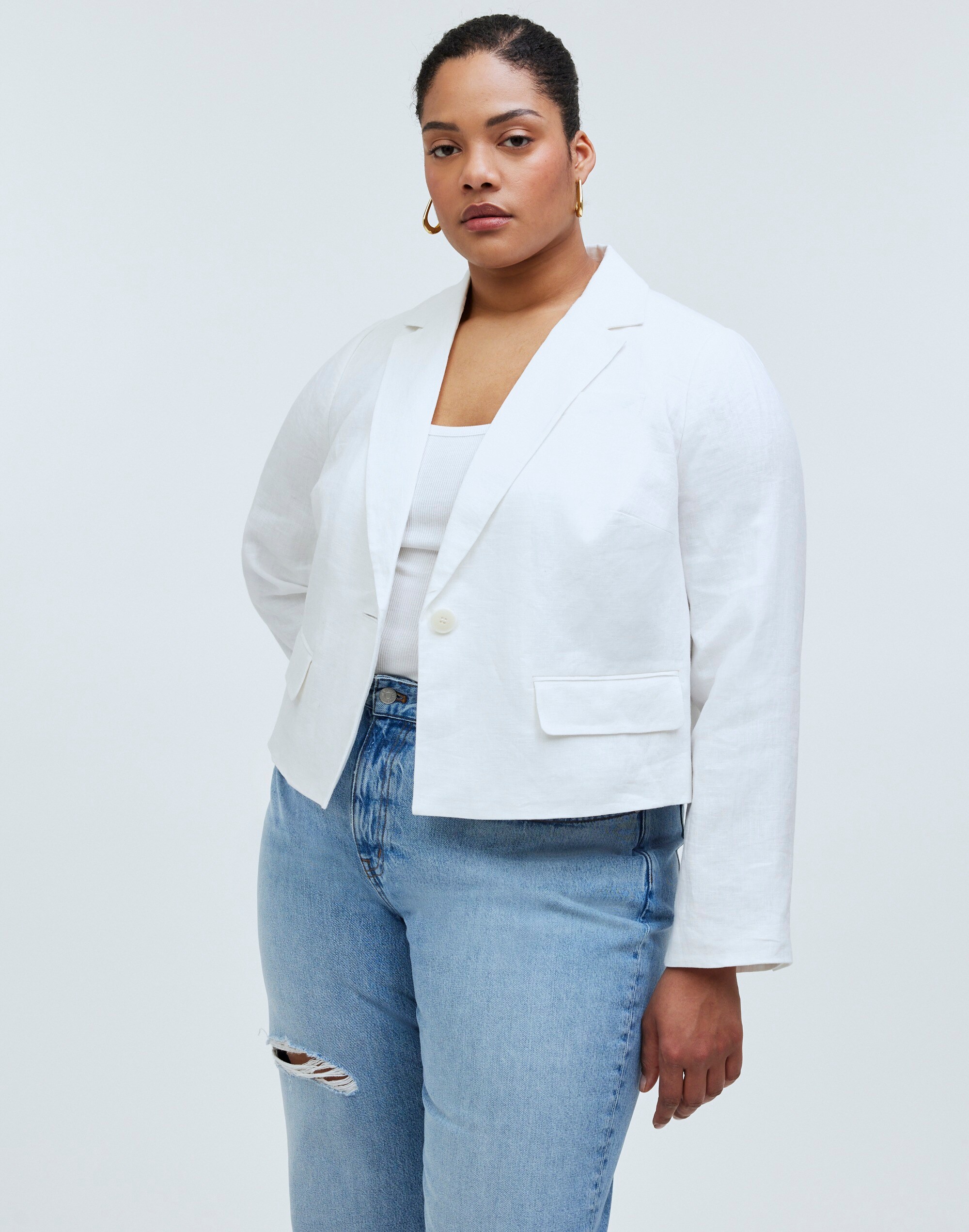 Plus Cropped Blazer in 100% Linen
