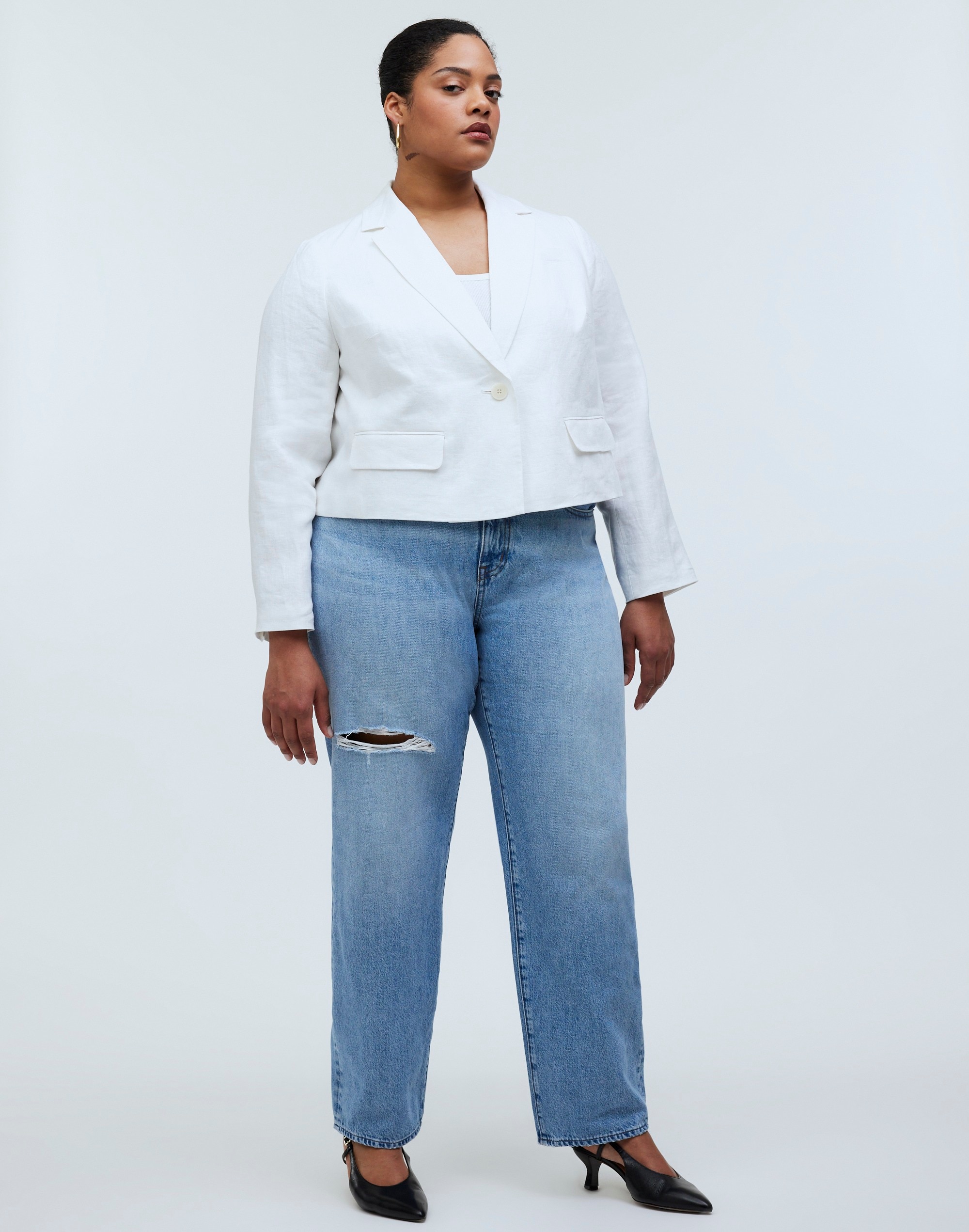 plus cropped blazer in 100% linen