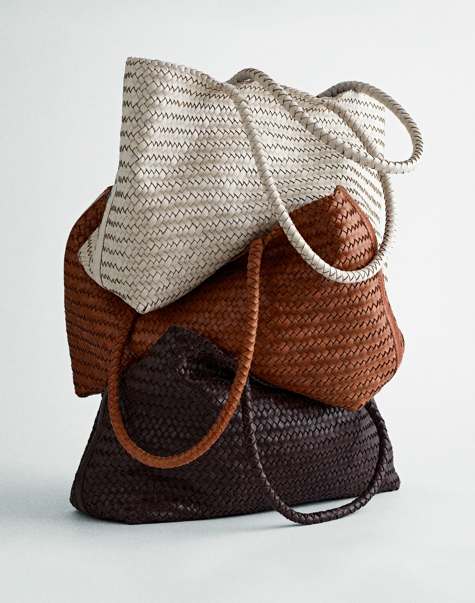 The Signature Woven Tote Alternate Image 4