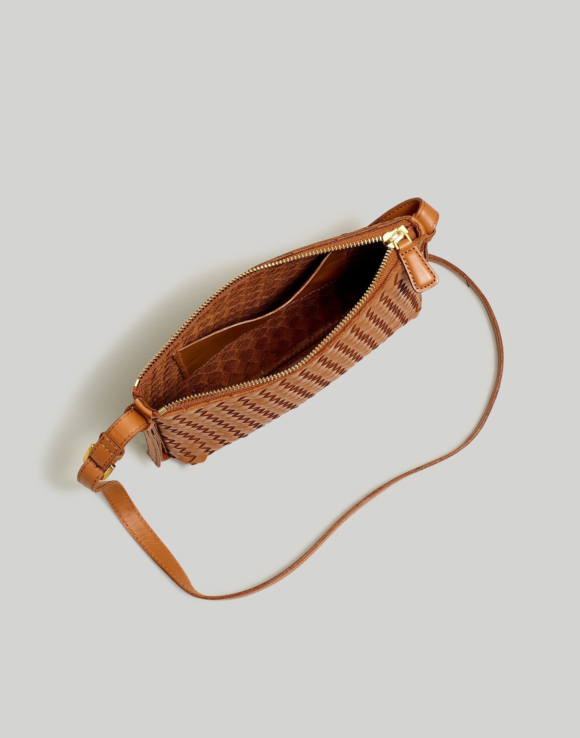 Crossbody Bag in Handwoven Leather