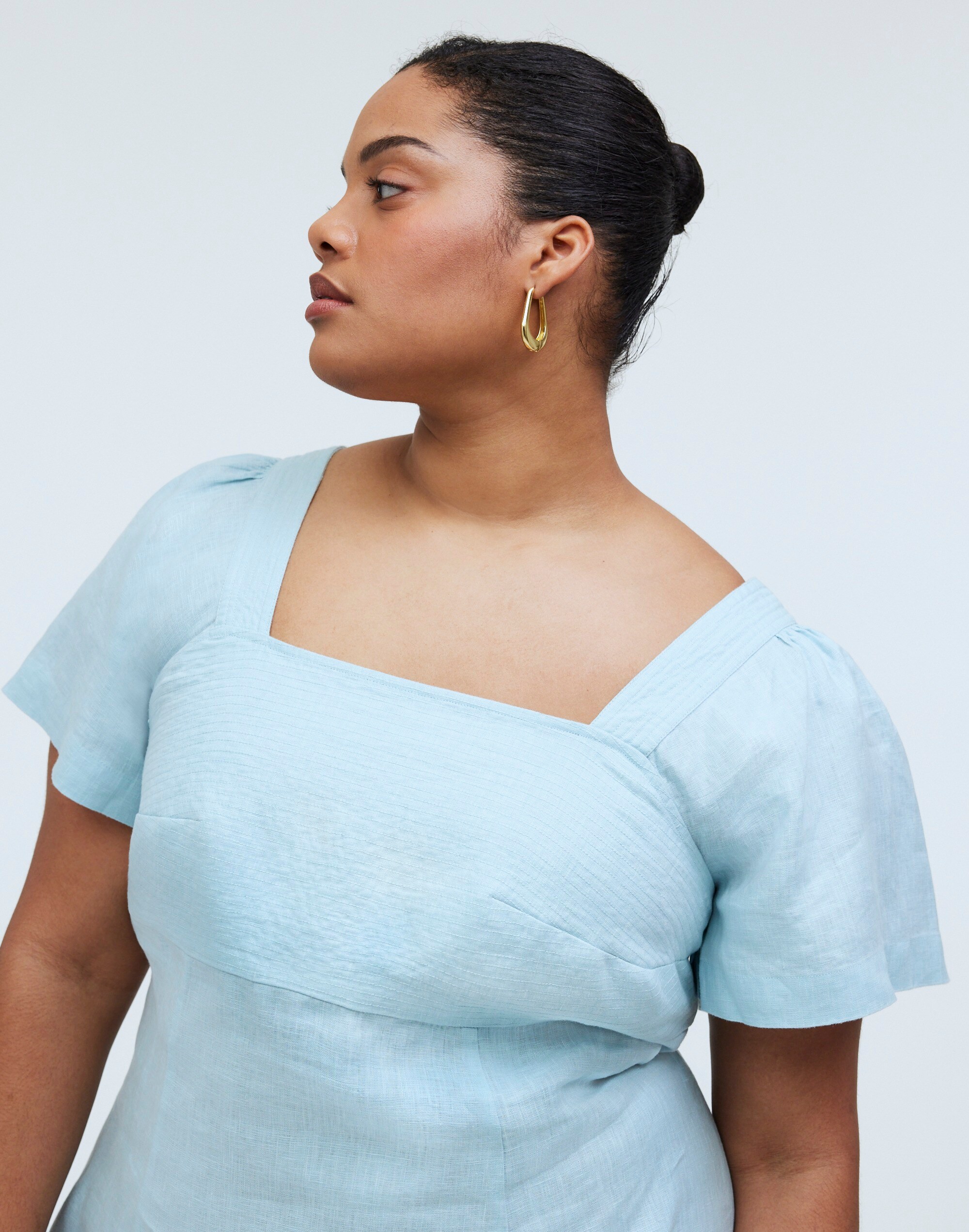 Plus Square-Neck Mini Dress in 100% Linen