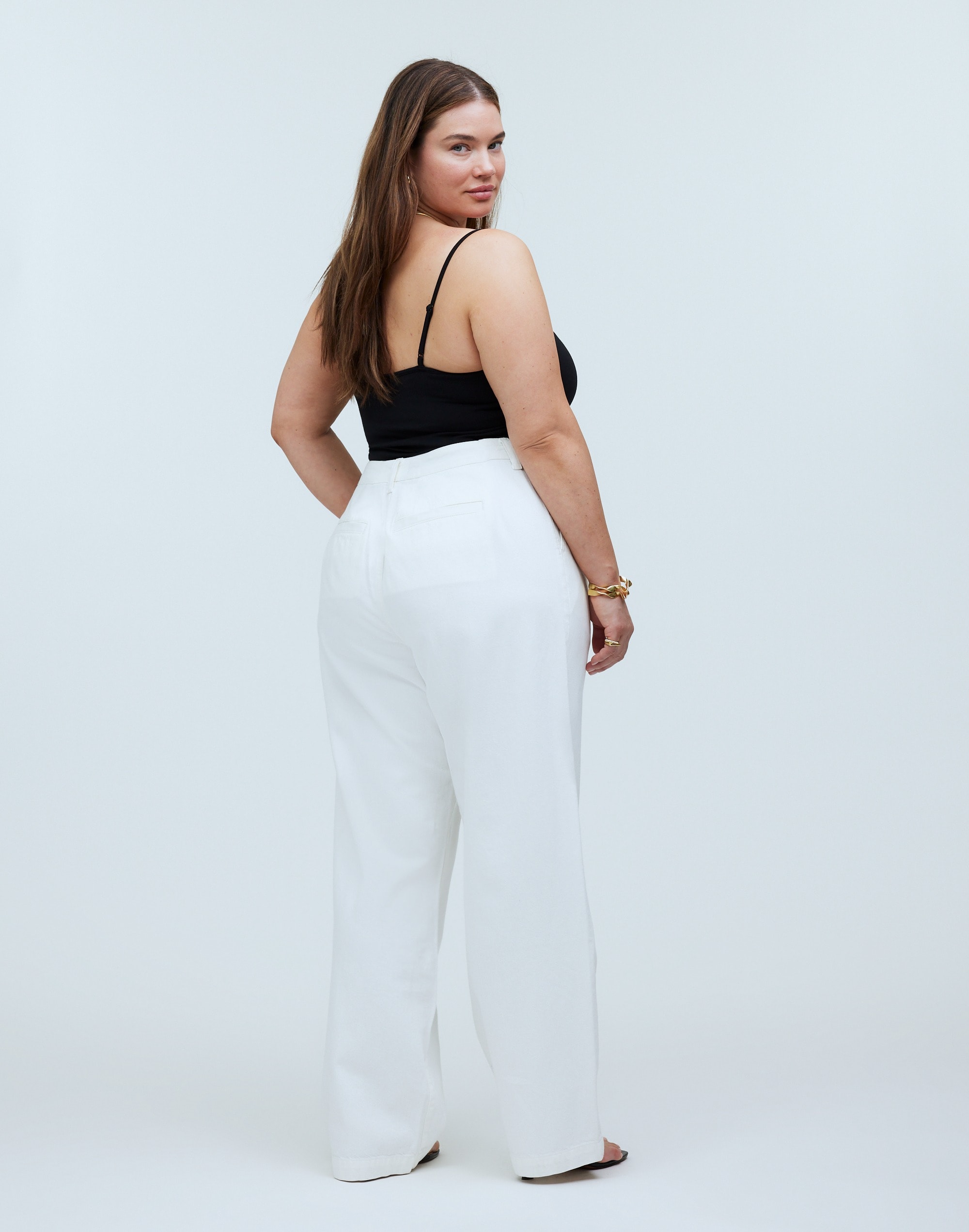 The Plus Harlow Wide-Leg Jean in Tile White: Airy Denim Edition