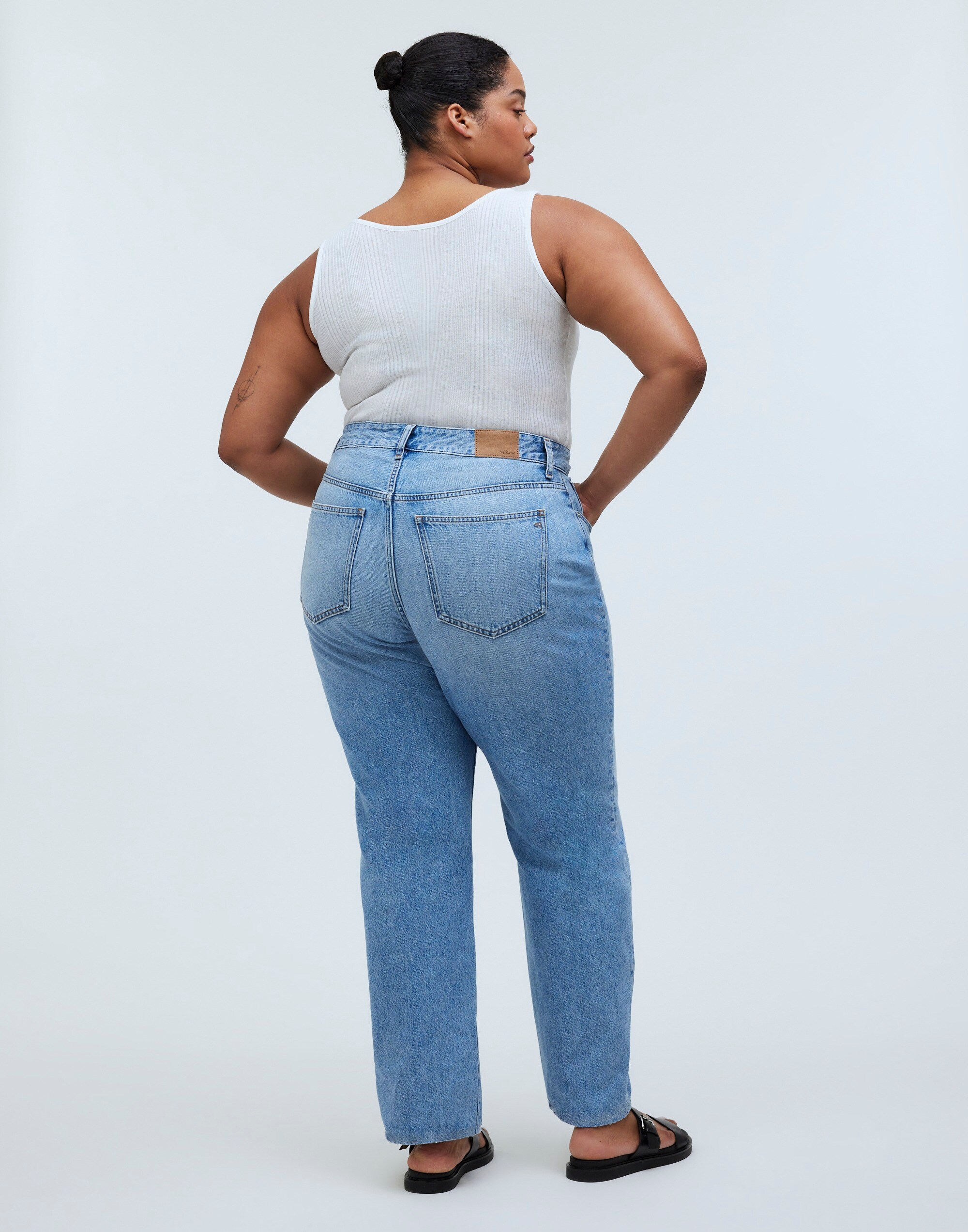 The Plus Curvy '90s Straight Jean