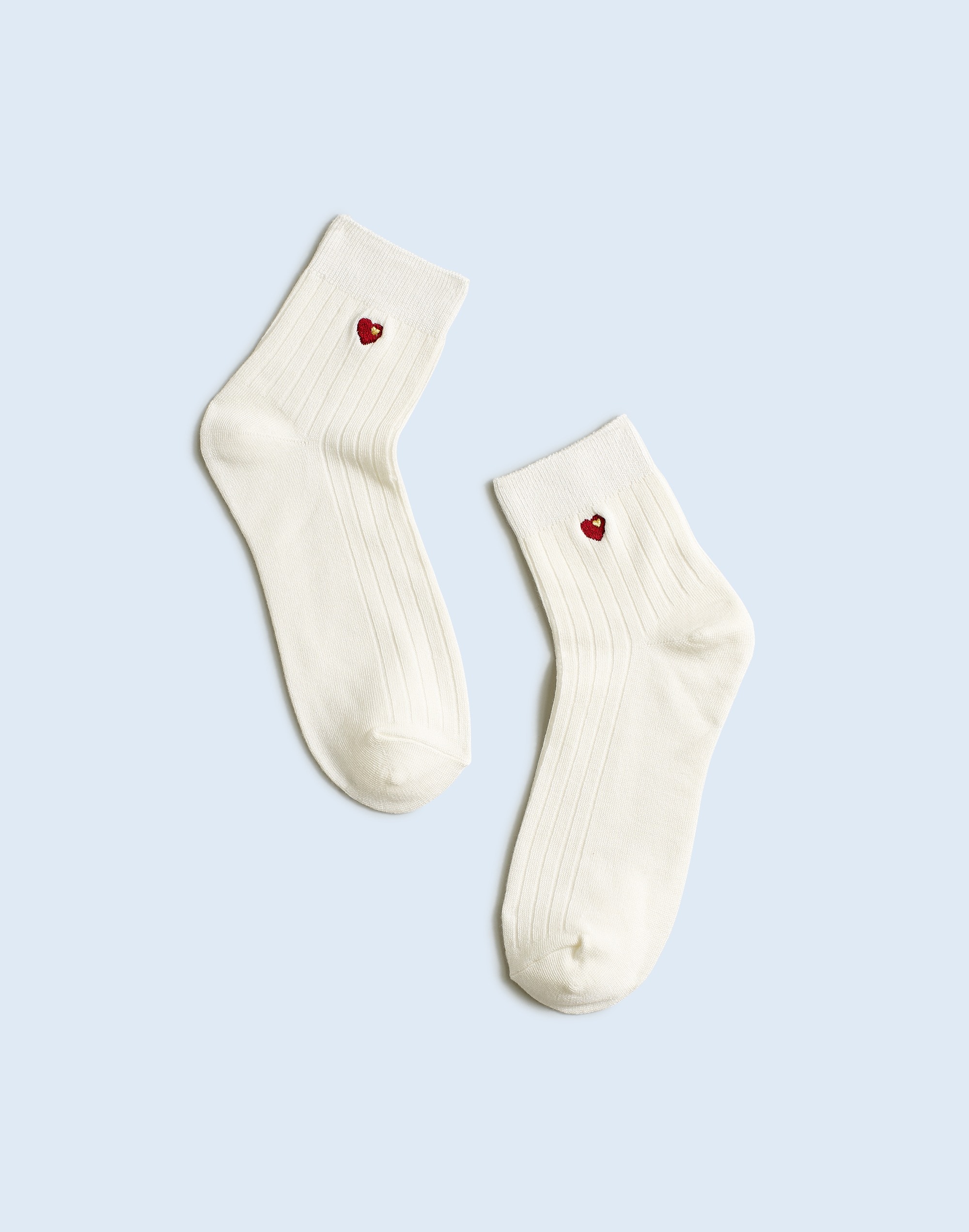 heart-embroidered ankle socks