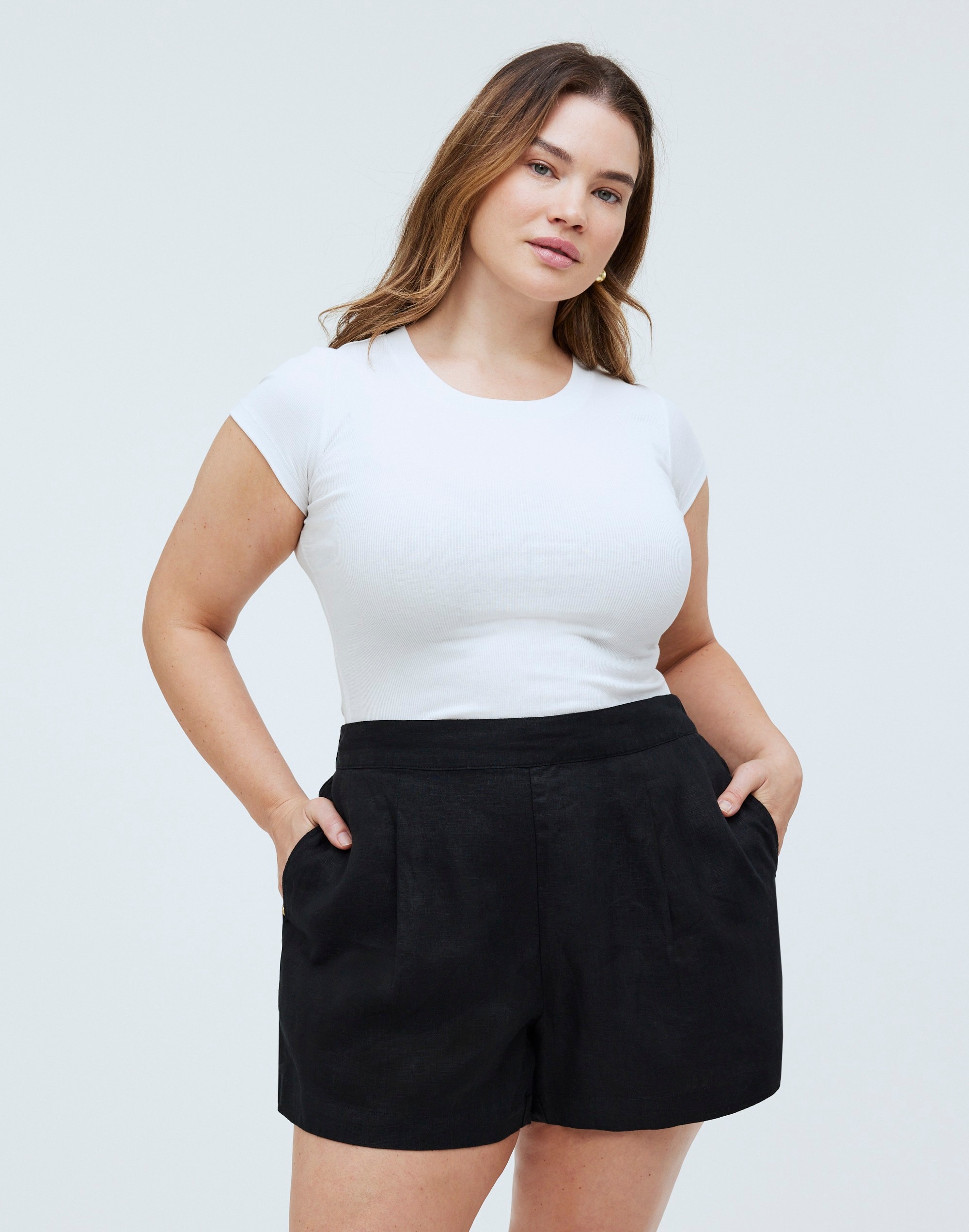 plus clean pull-on shorts in 100% linen