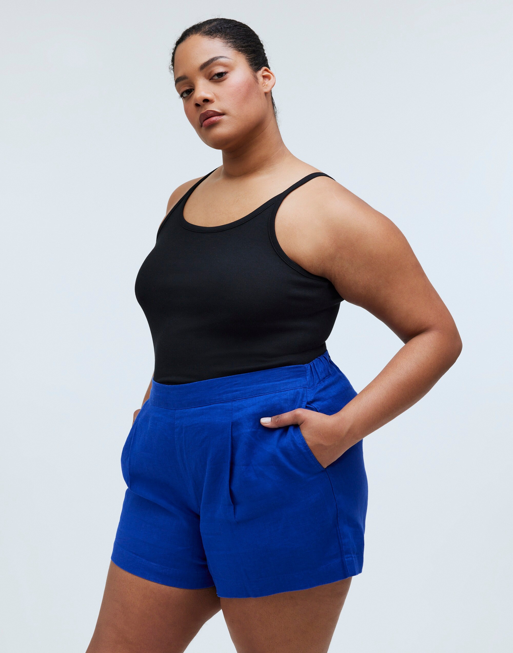 Plus Clean Pull-On Shorts in 100% Linen