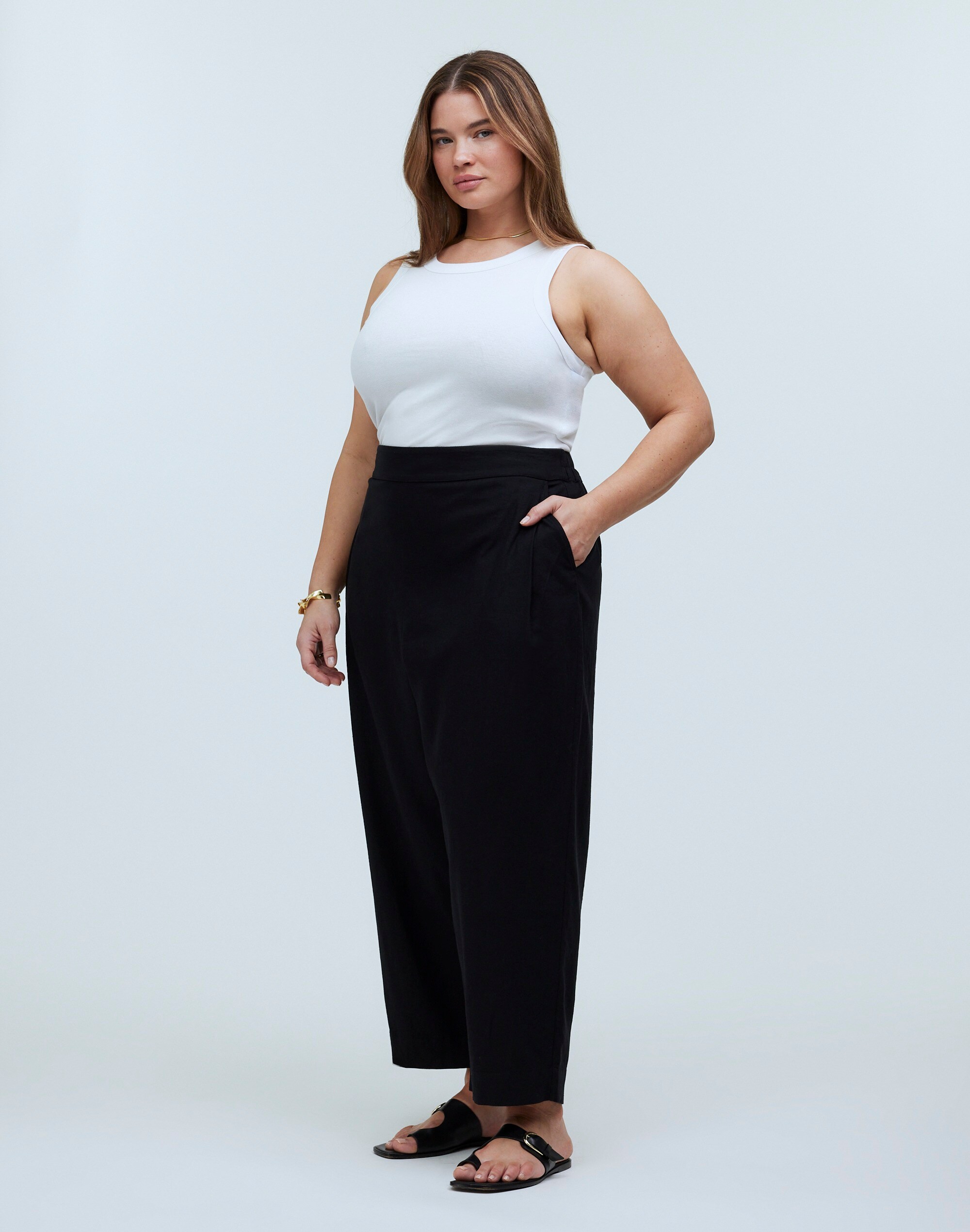 Plus Pull-On Straight Crop Pants in Linen Blend in true black image 2