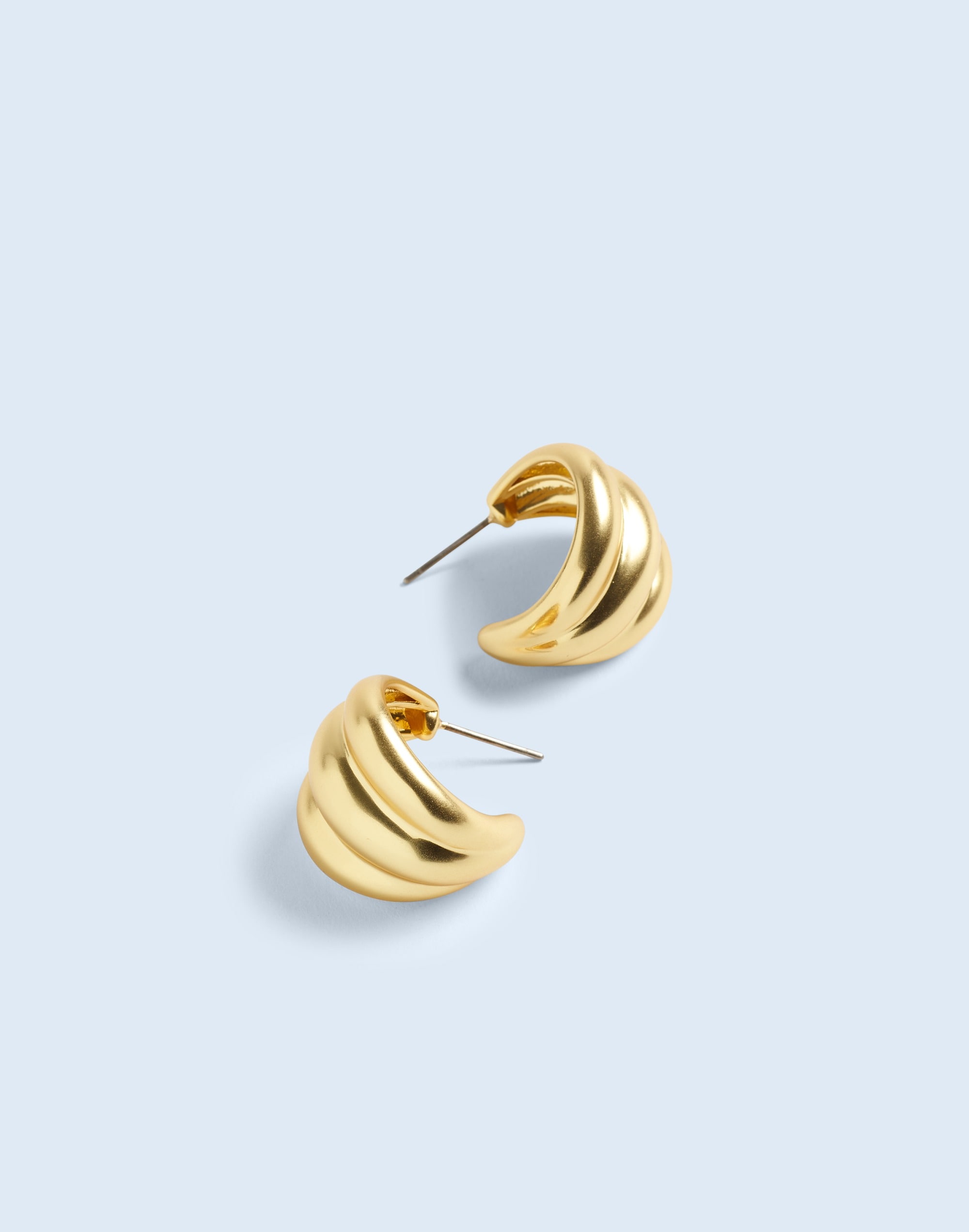 Mw Sculptural Chunky Ribbed Stud Earrings In Gold
