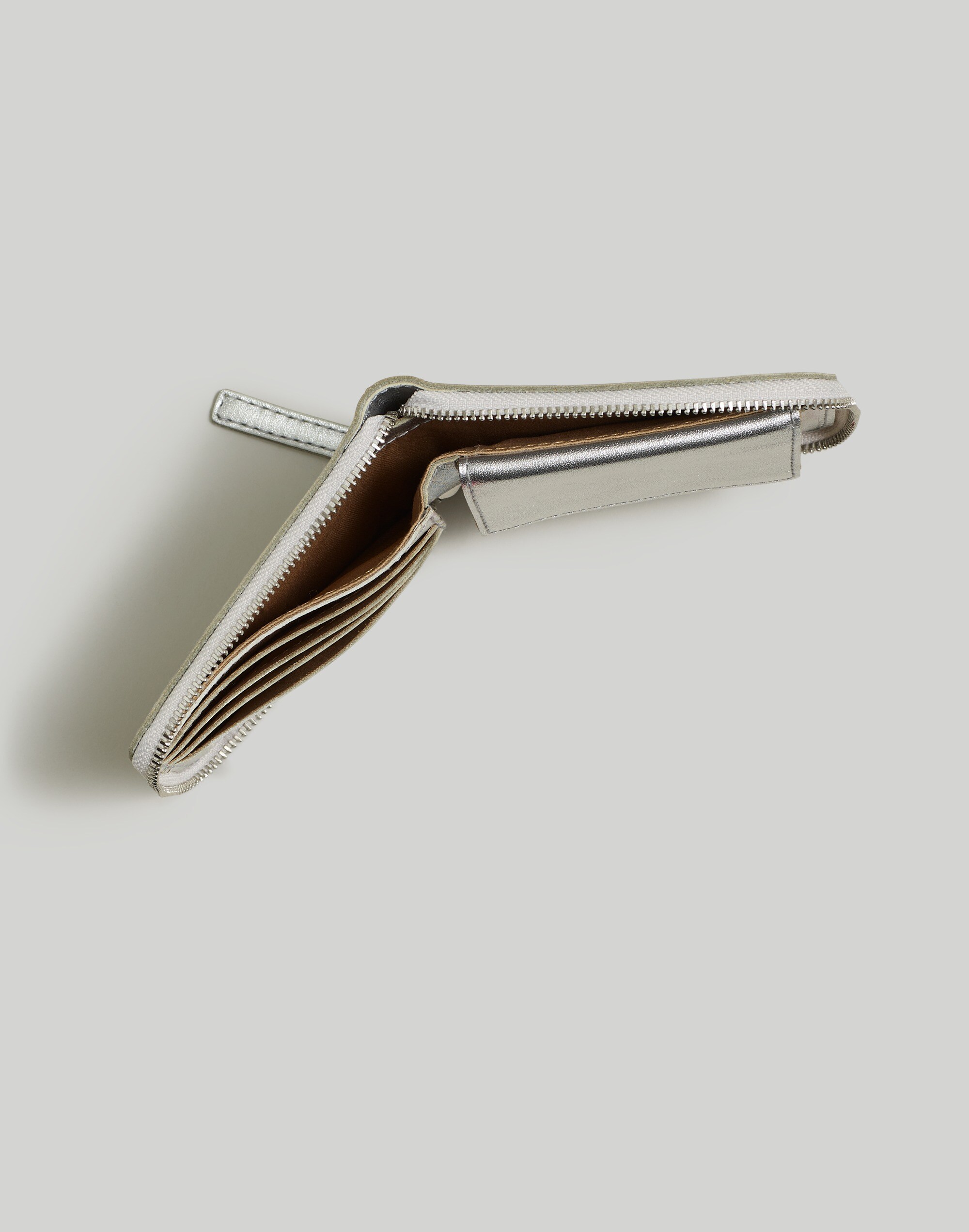 The Essential Zip Wallet