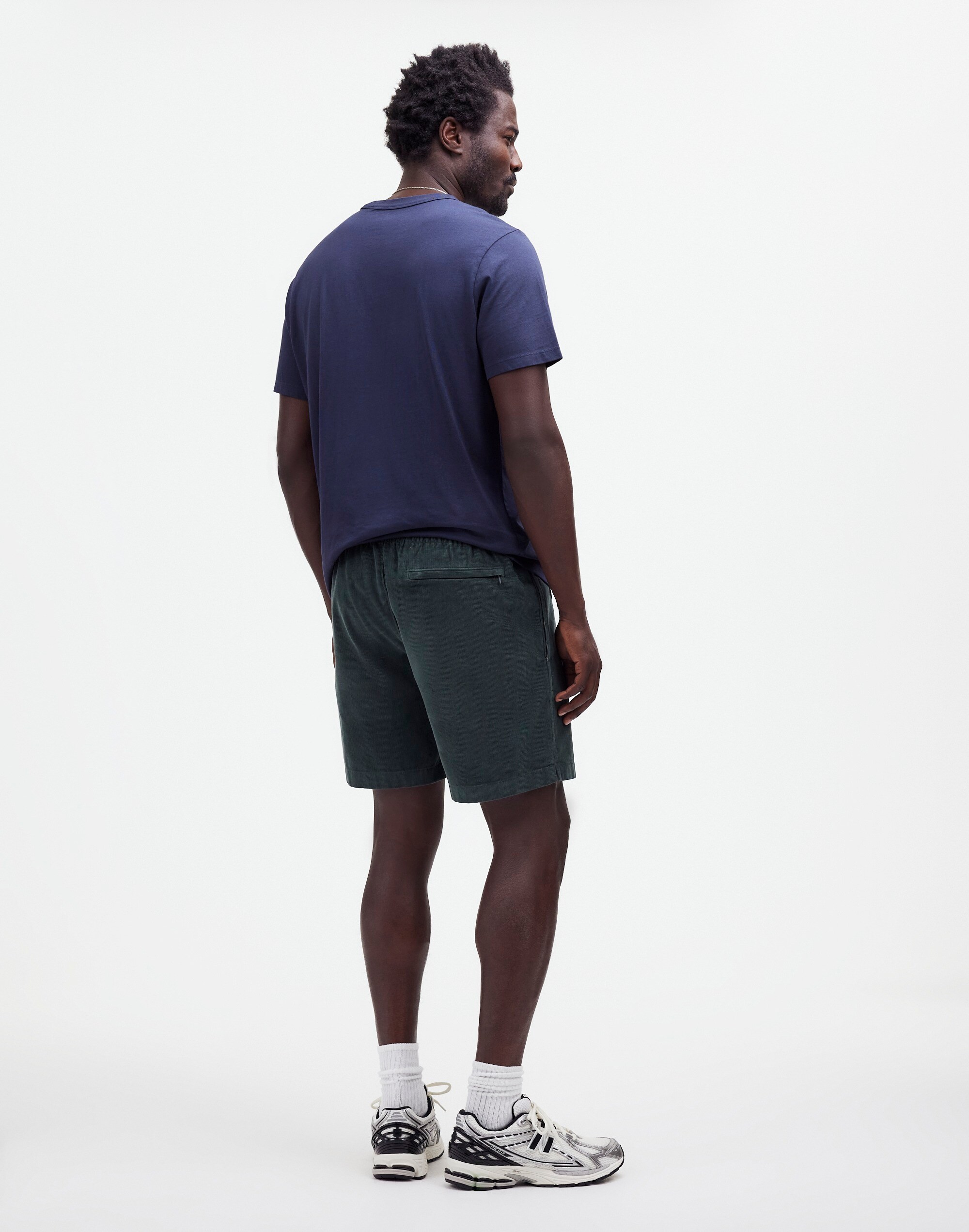 5 1/2" Fine Corduroy Everywear Shorts