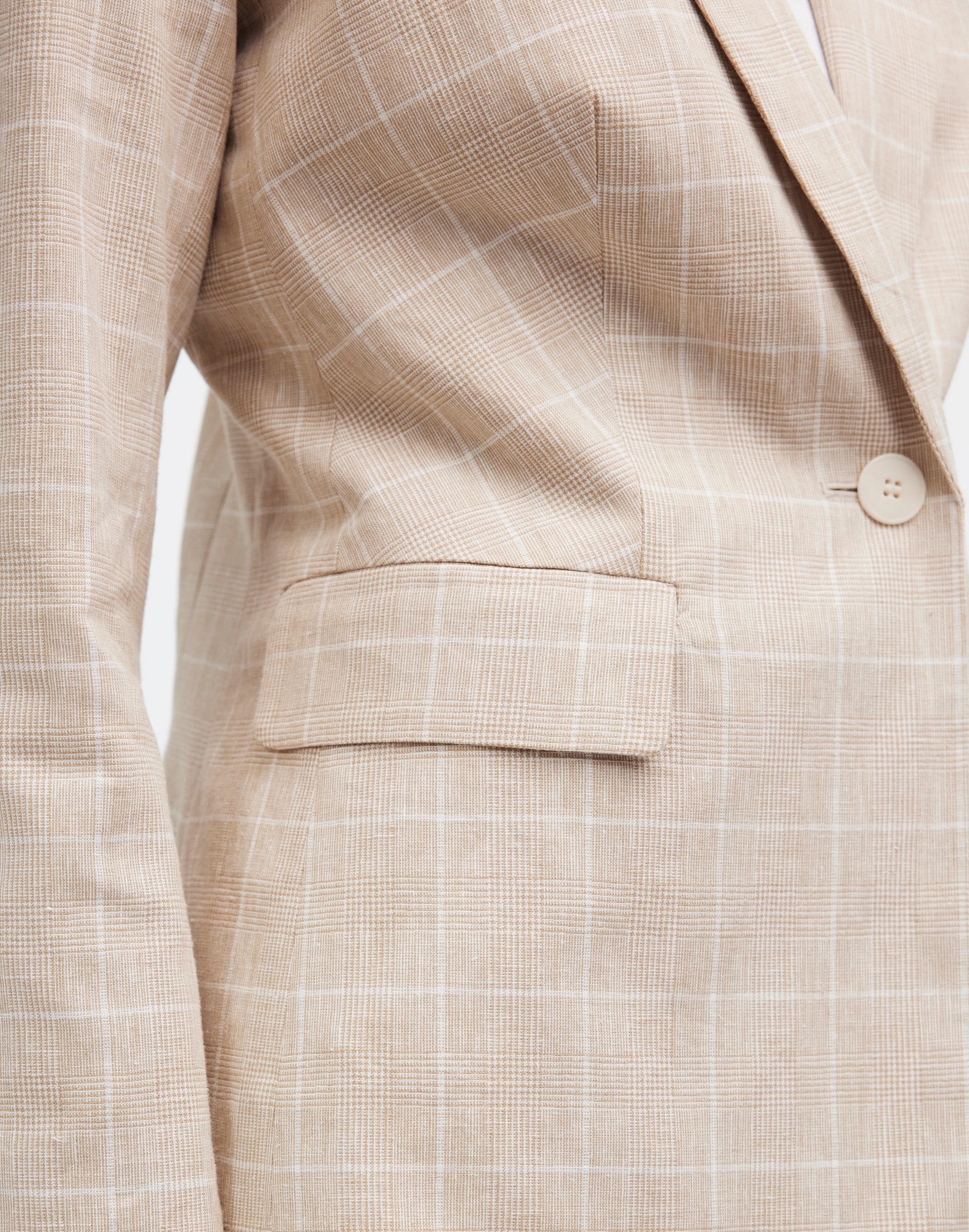 The Slim Blazer in Plaid