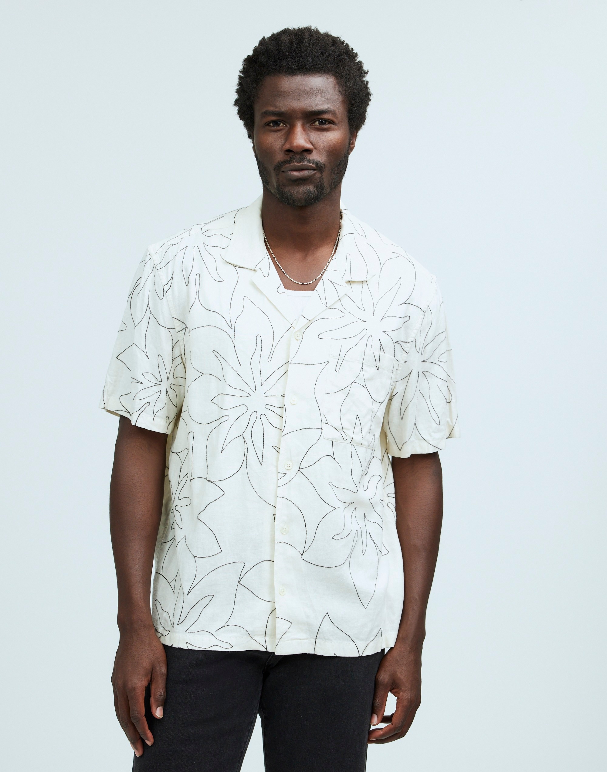 Mw Embroidered Easy Short-sleeve Shirt In White