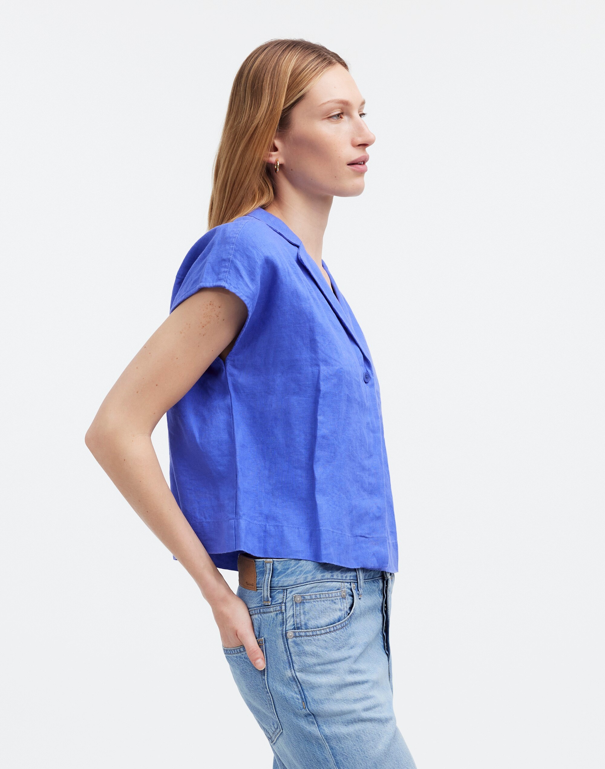 Boxy Cap-Sleeve Shirt in 100% Linen