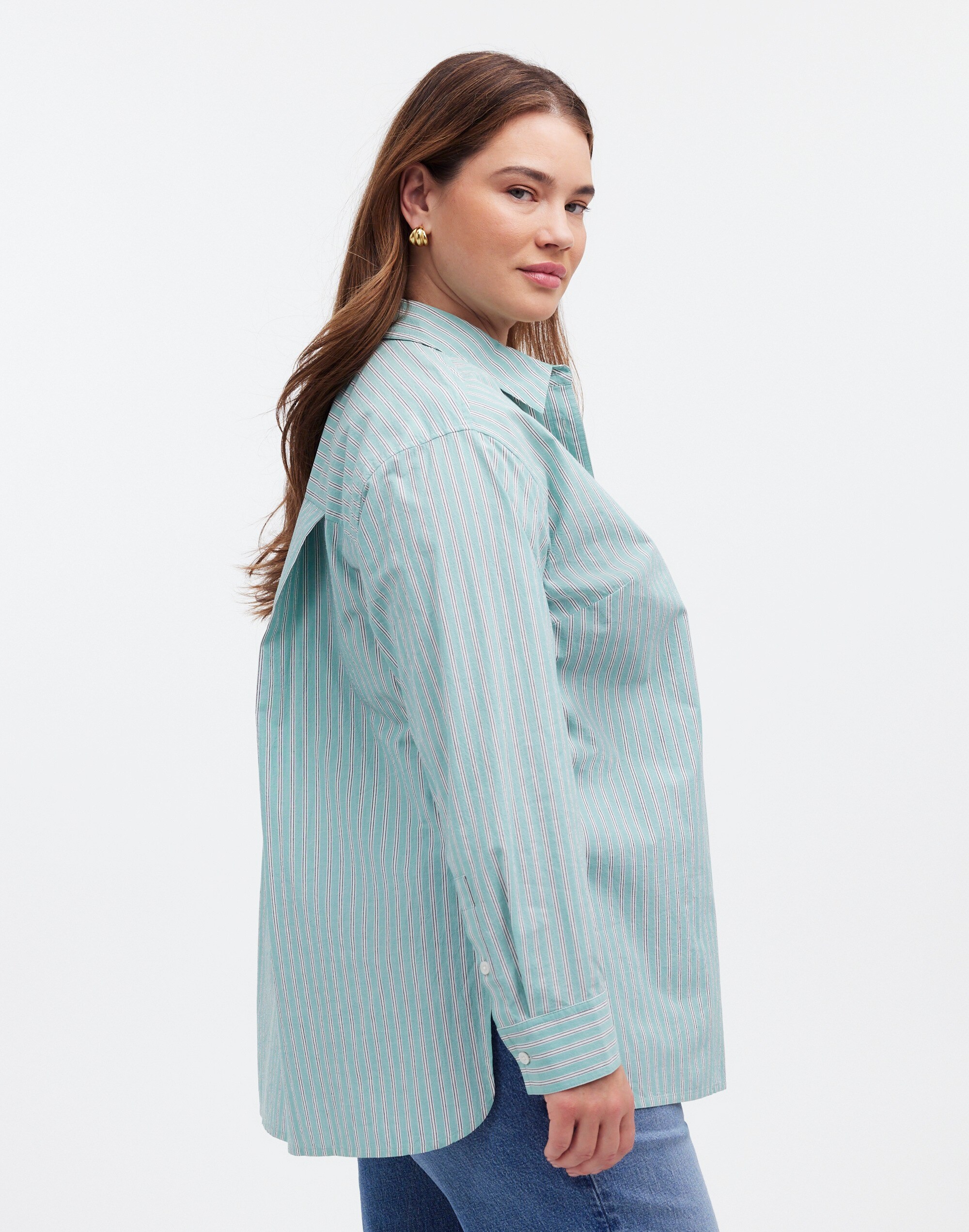 The Plus Oversized Shirt in Striped Signature Poplin