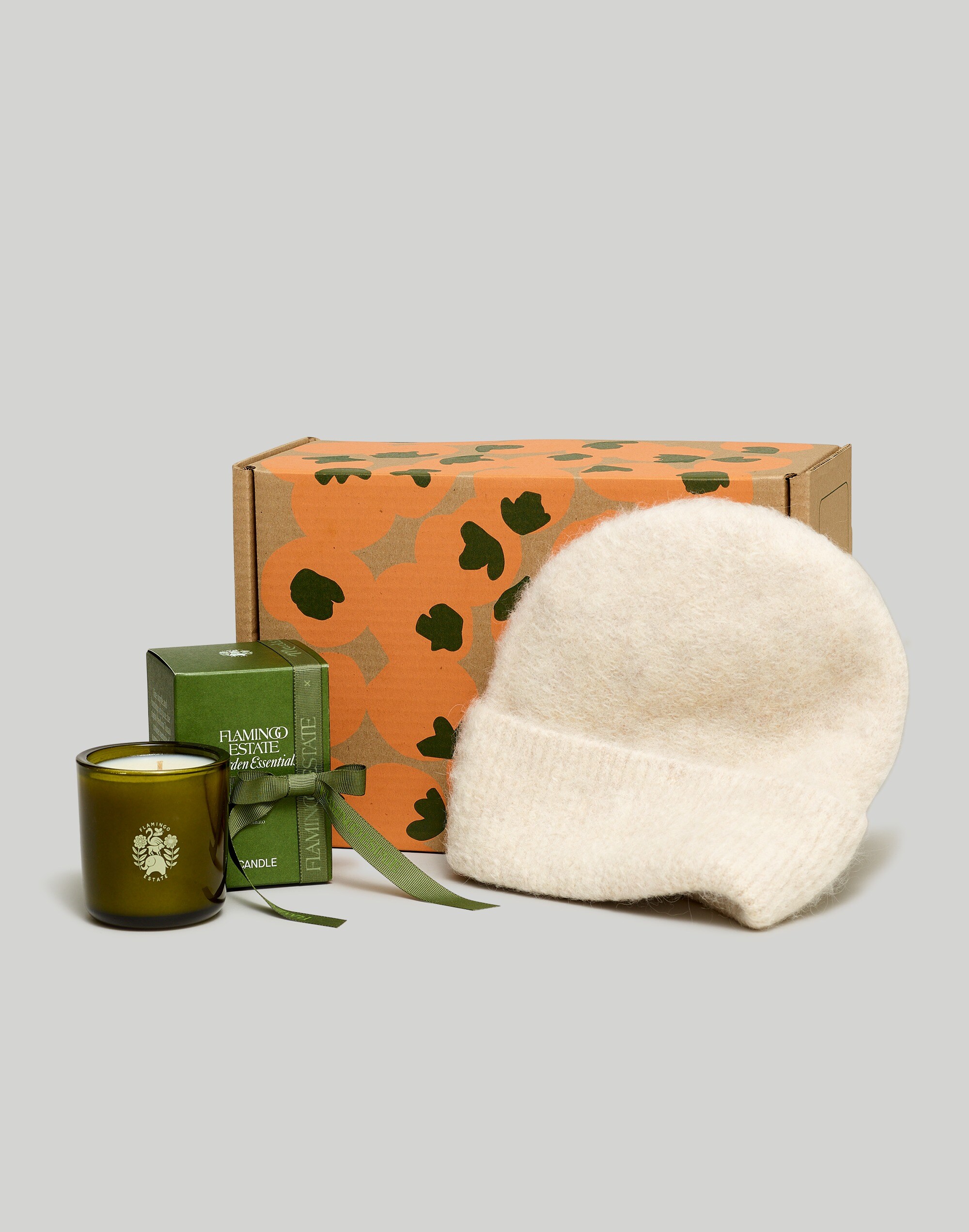 Madewell x Flamingo Estate Beanie &amp; Candle Gift Set