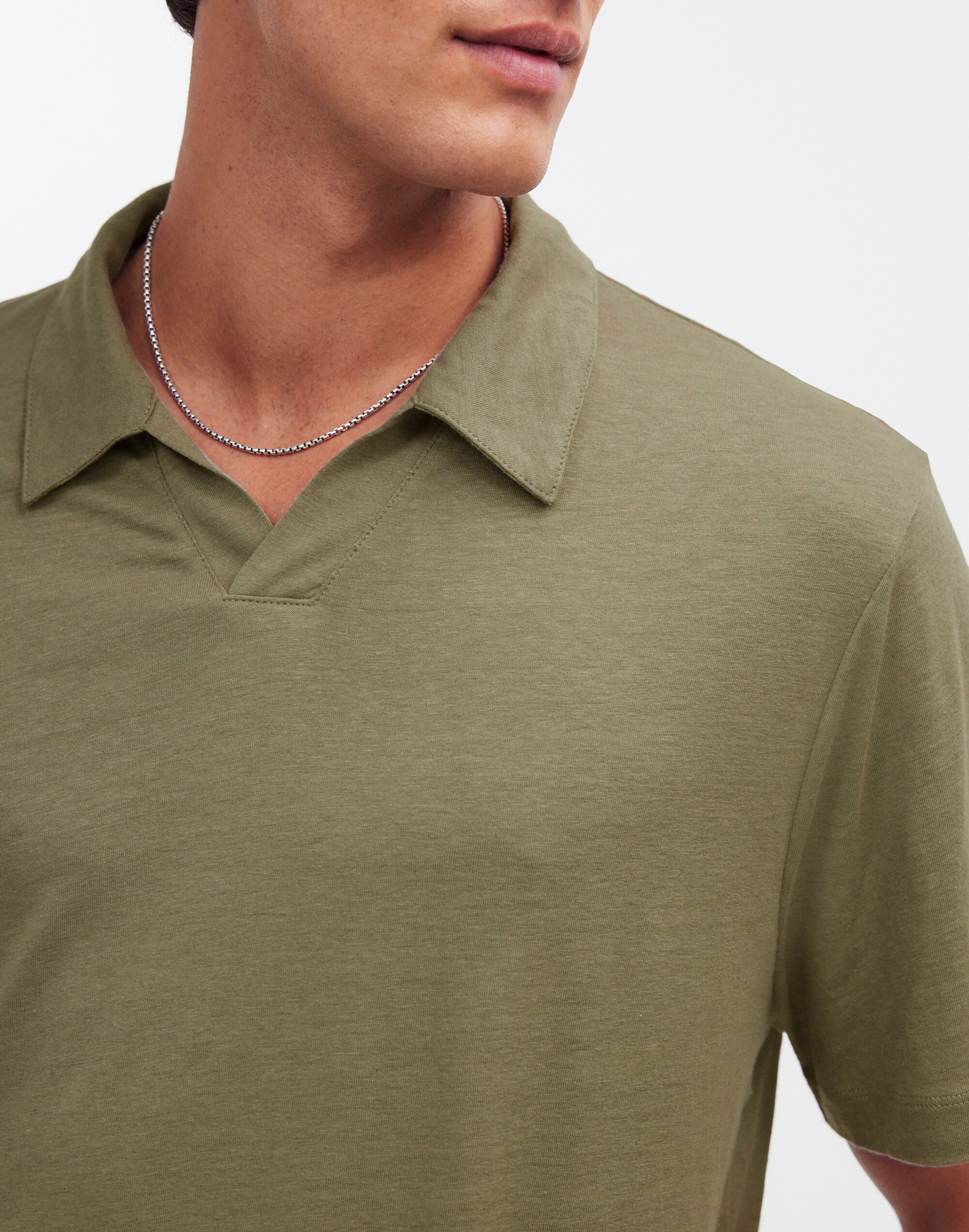 Linen-Blend Johnny-Collar Knit Polo Shirt