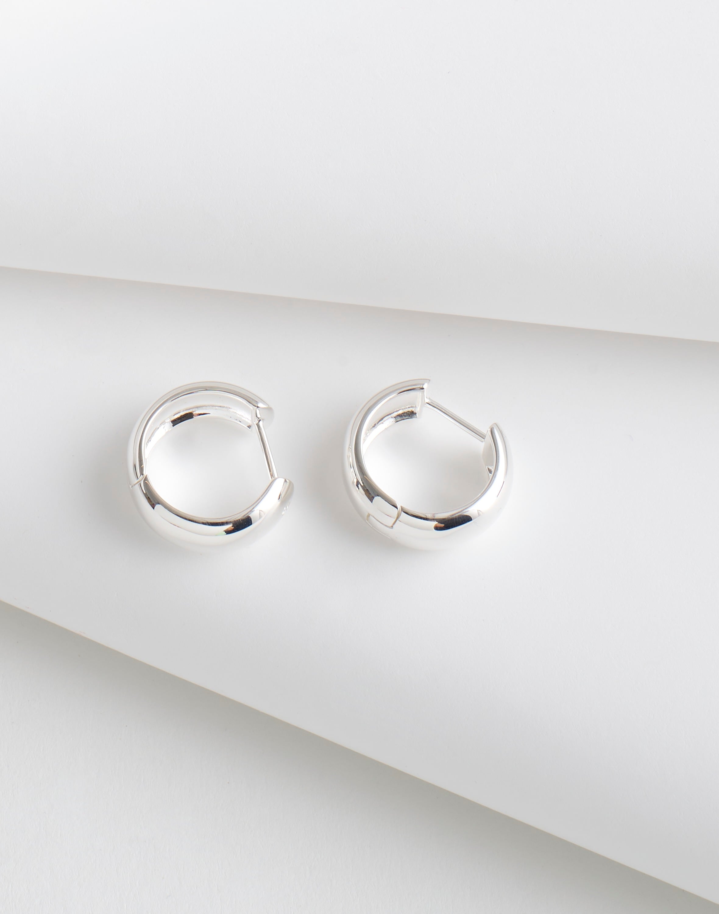 Demi-Fine Chunky Small Hoop Earrings