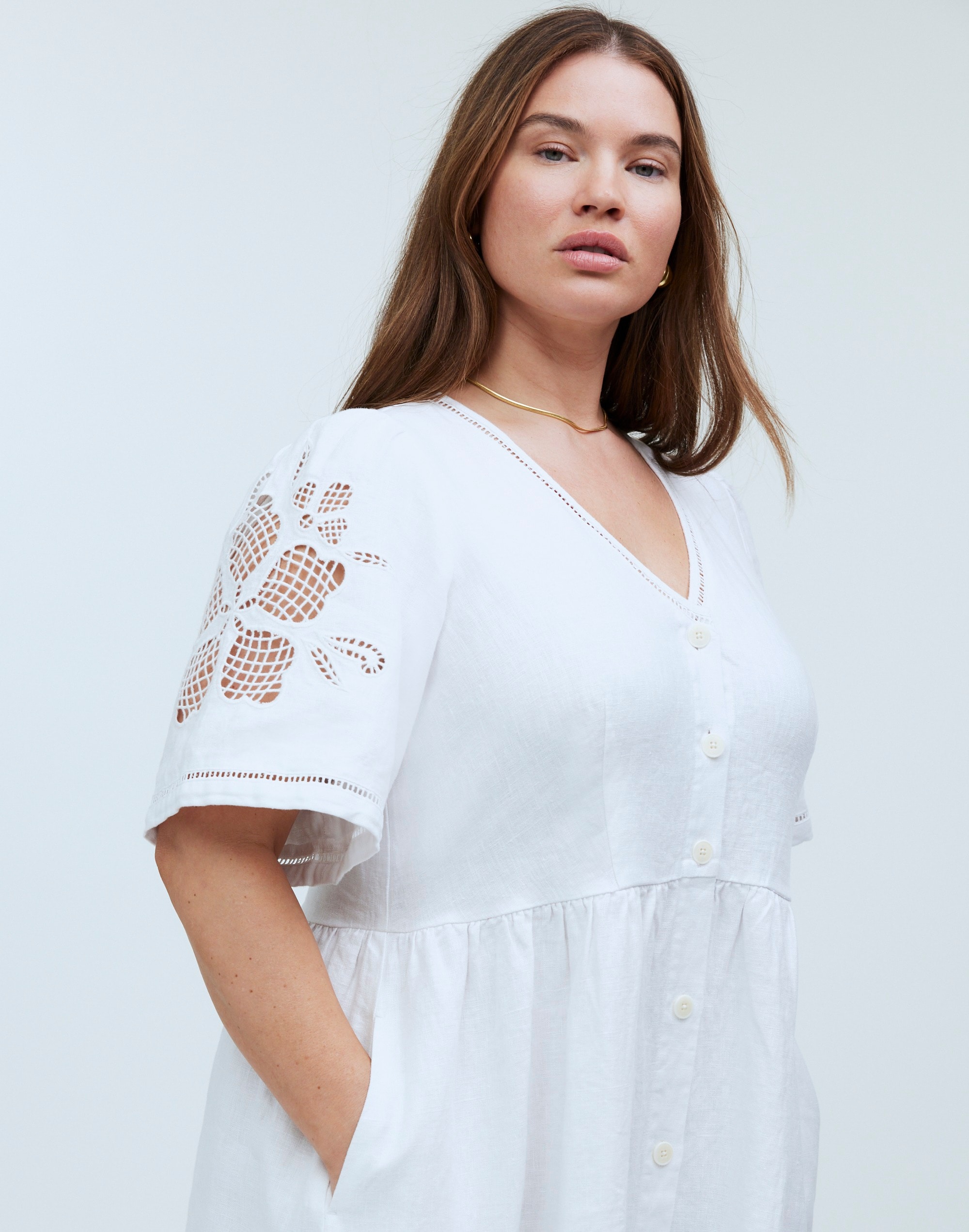 Plus Cassie Button-Front Midi Dress in Linen