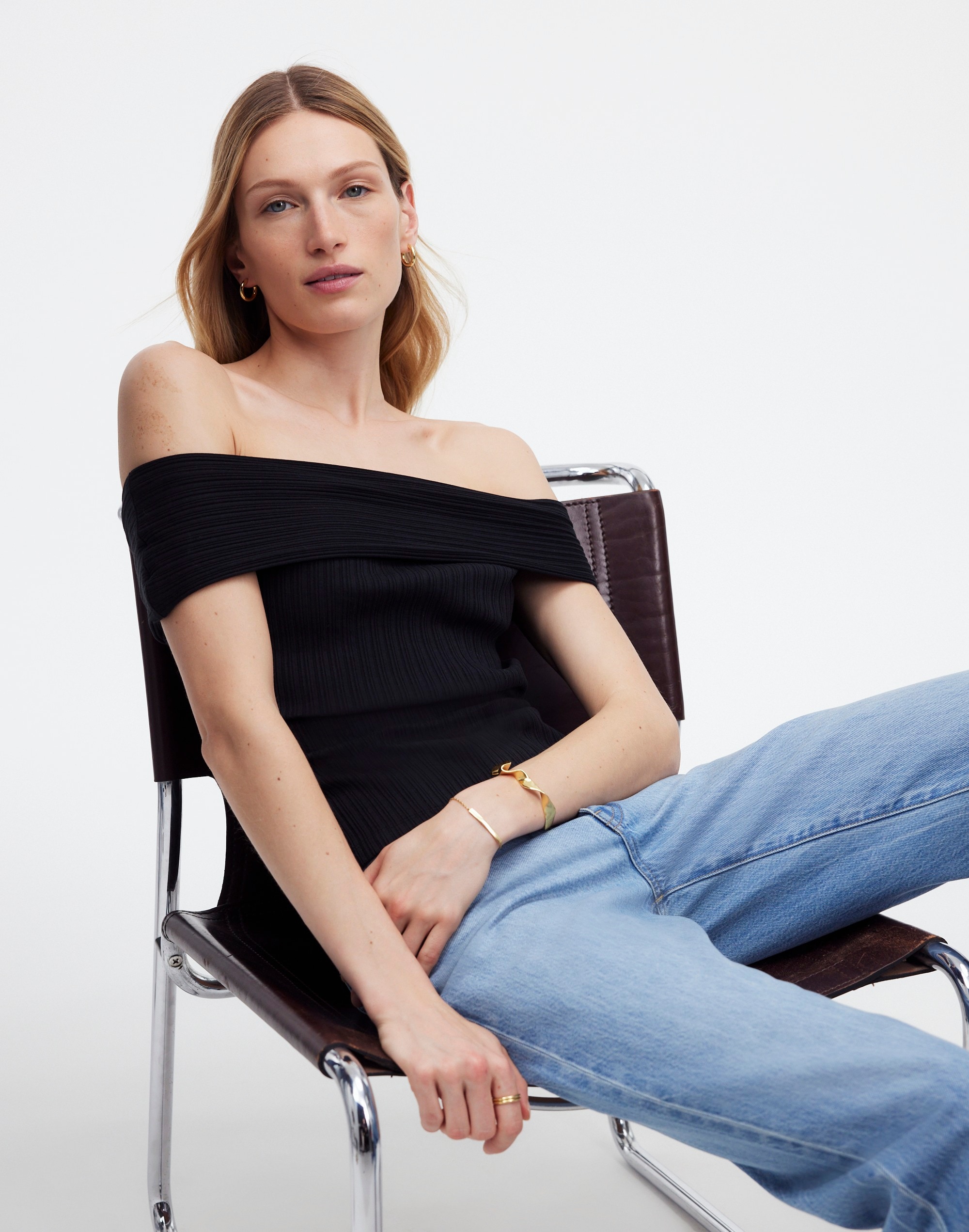 Mw Ribbed Off-the-shoulder Top In Black
