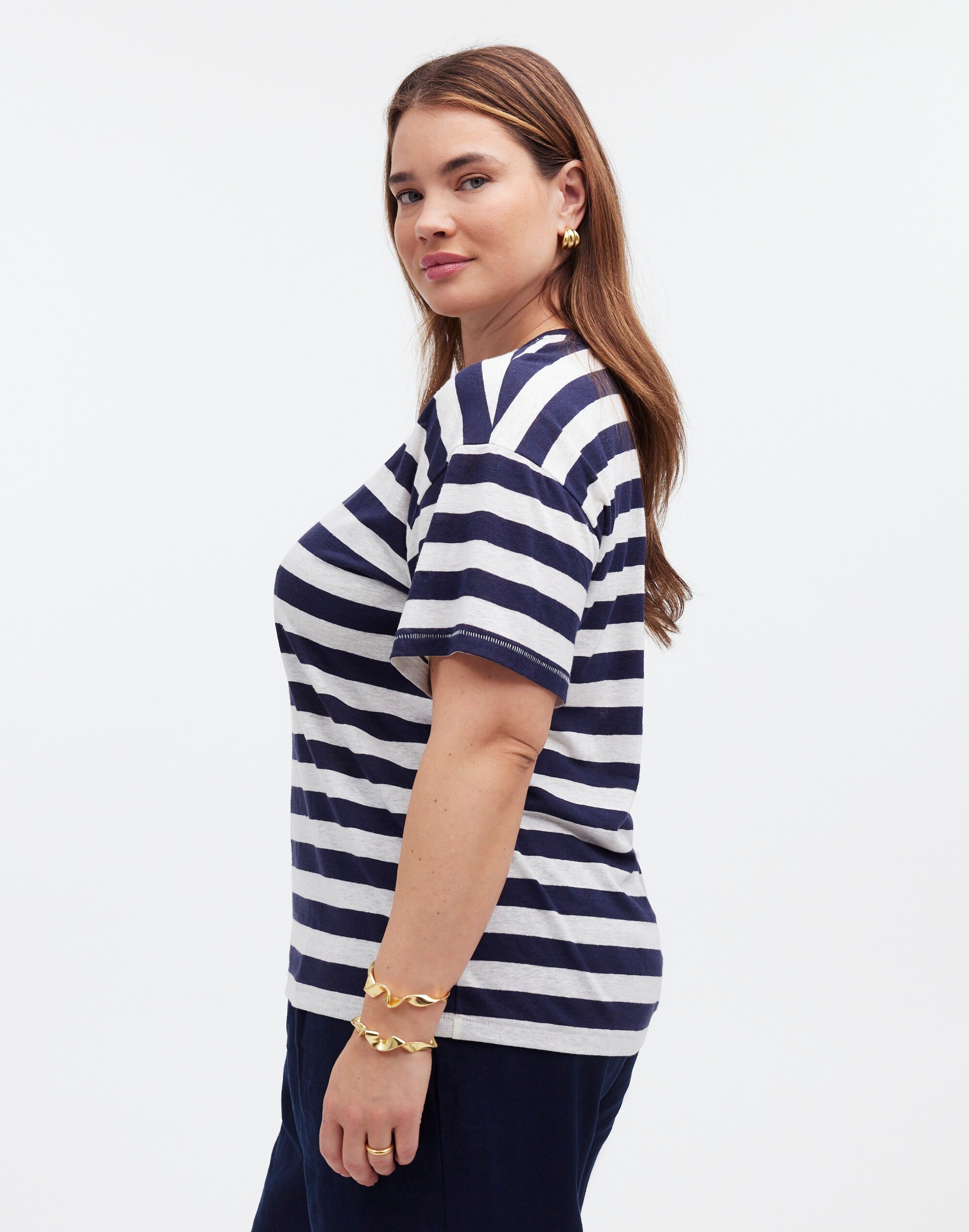 Plus Linen-Blend Crewneck Oversized Tee