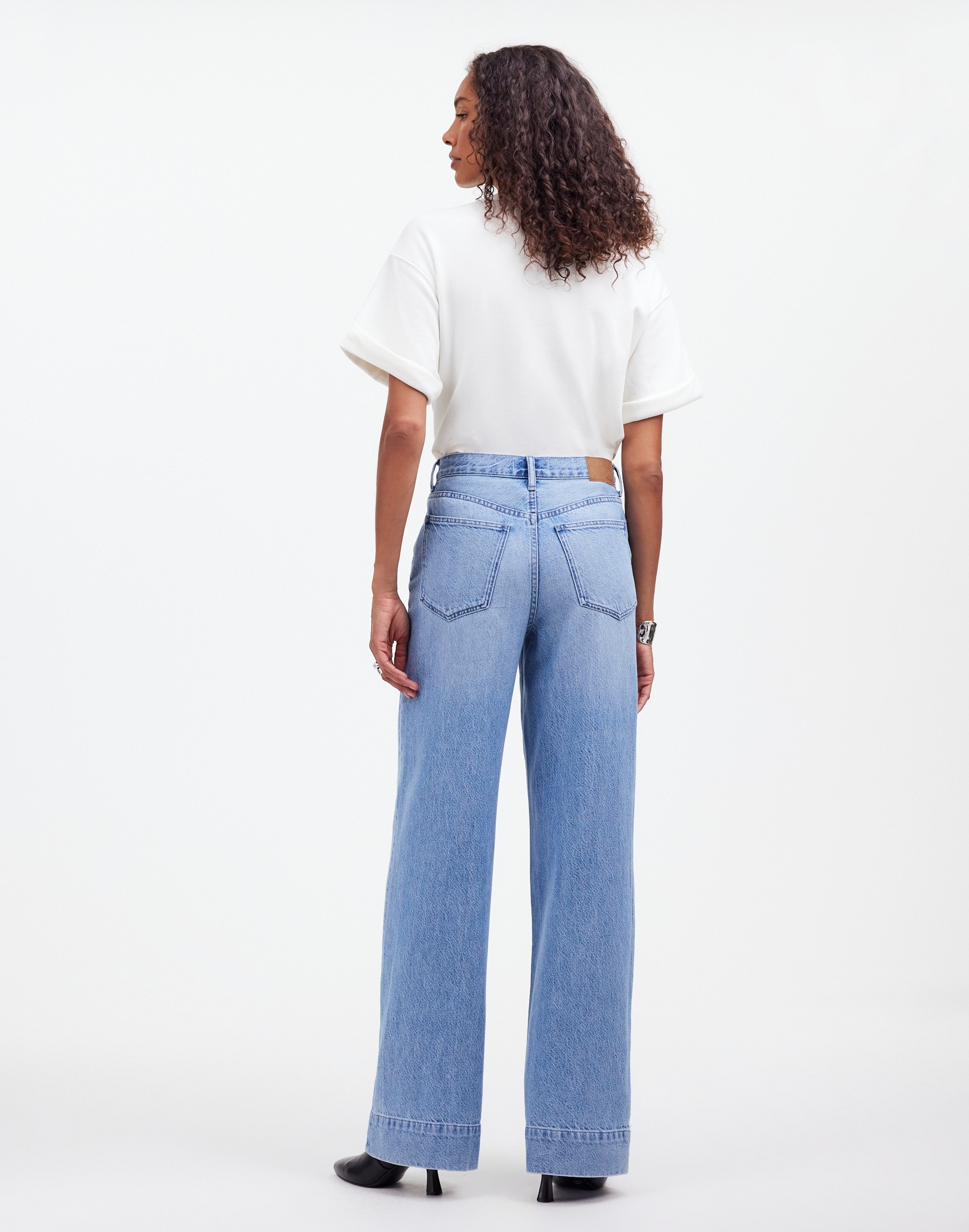 Superwide-Leg Jeans in Lintz Wash