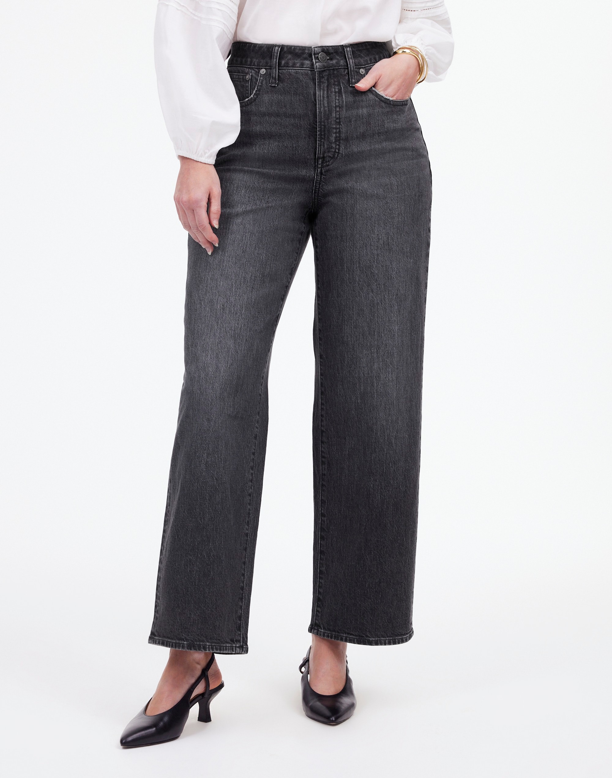 The Curvy Perfect Vintage Wide-Leg Crop Jean in Robles Wash in robles wash image 2