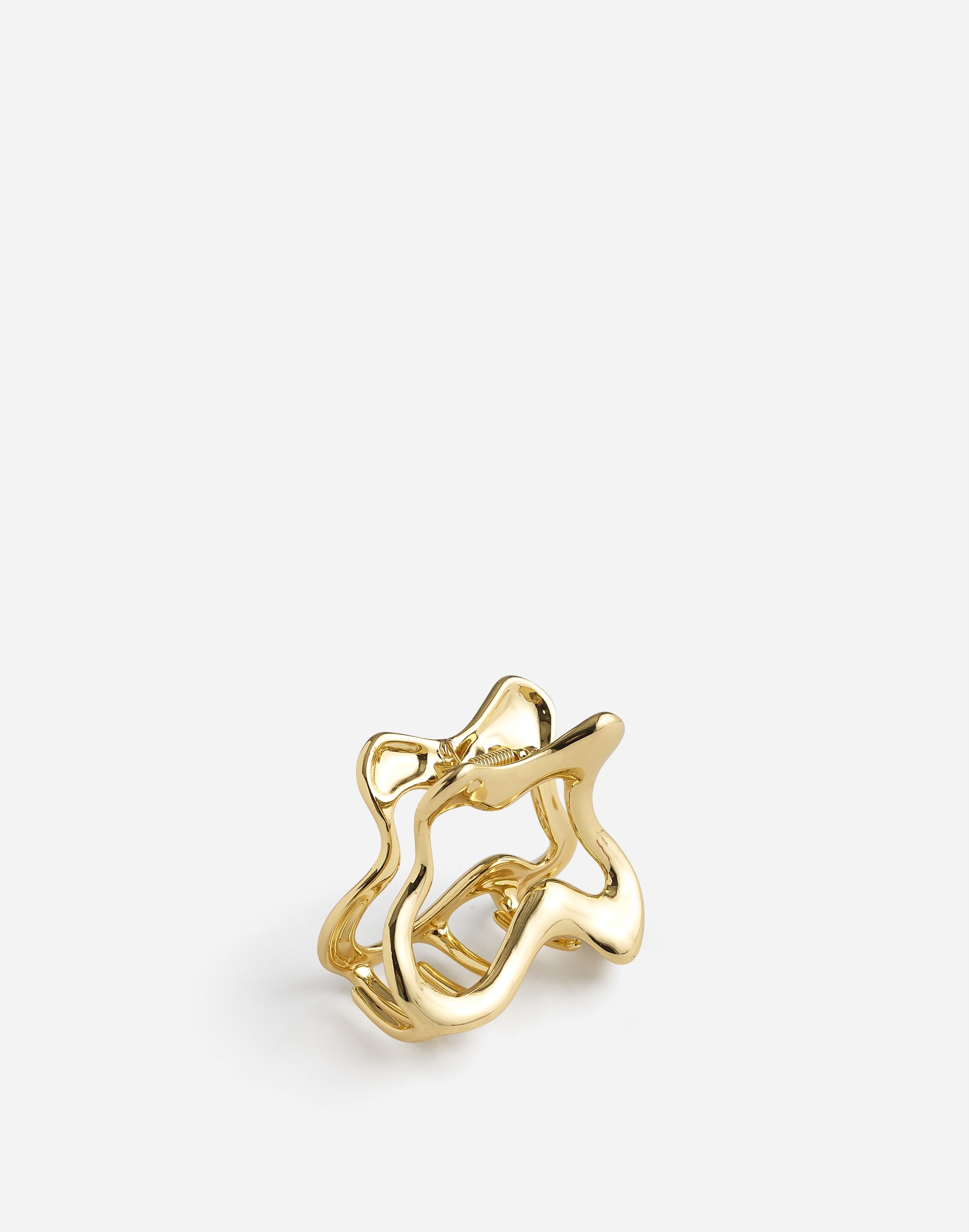 medium wavy metal claw hair clip