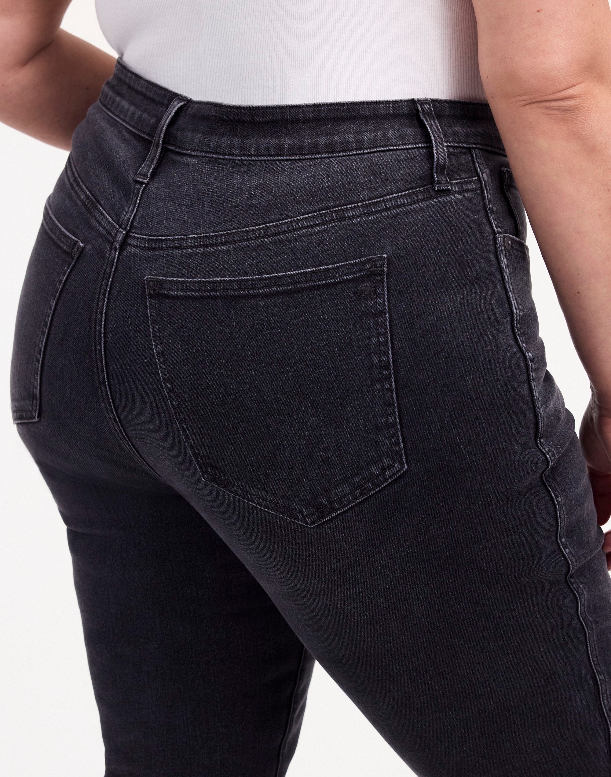 Plus Mid-Rise Stovepipe Jeans in Armand Wash: Raw-Hem Edition