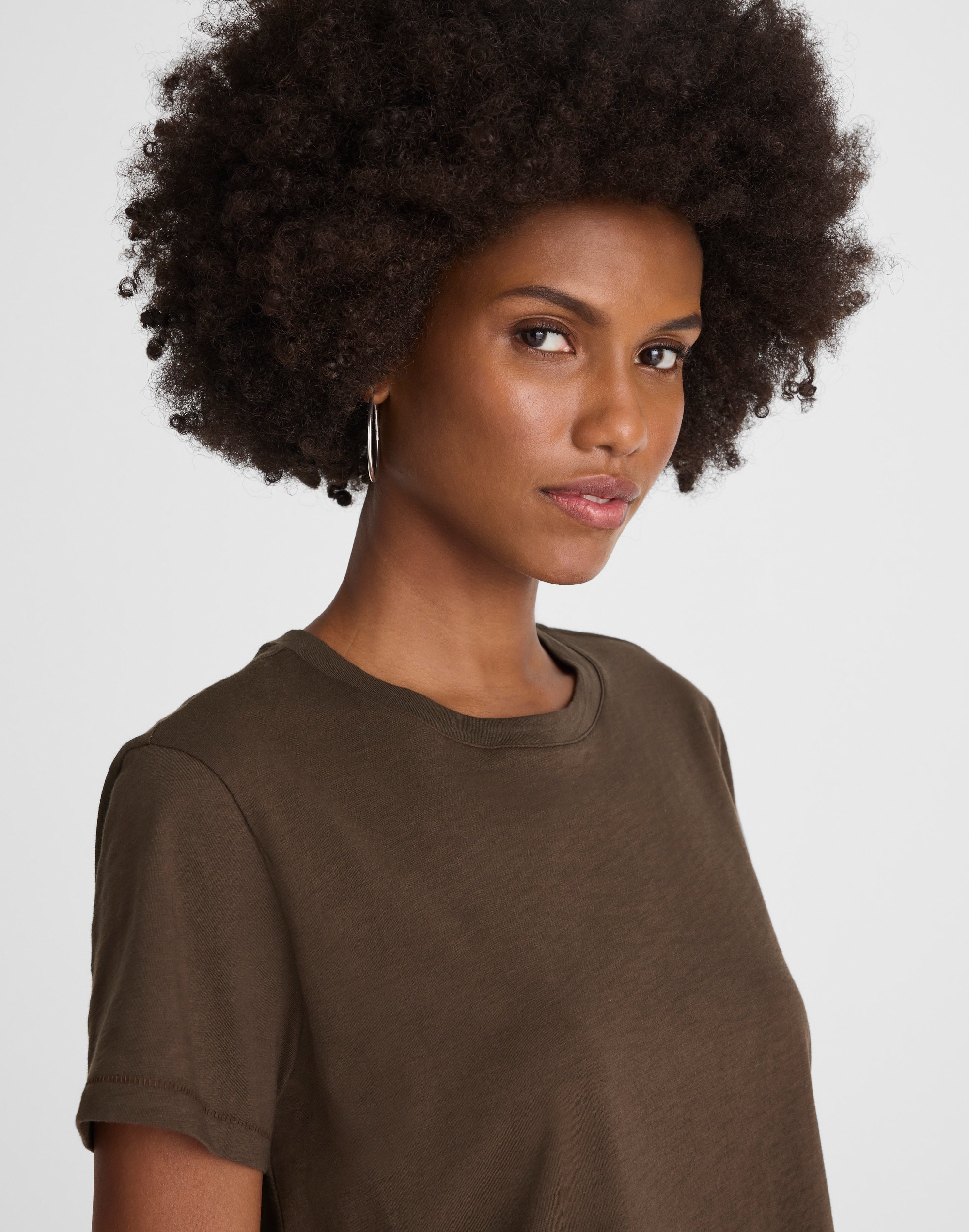 The Easy Crop Crewneck Tee in Soft Slub