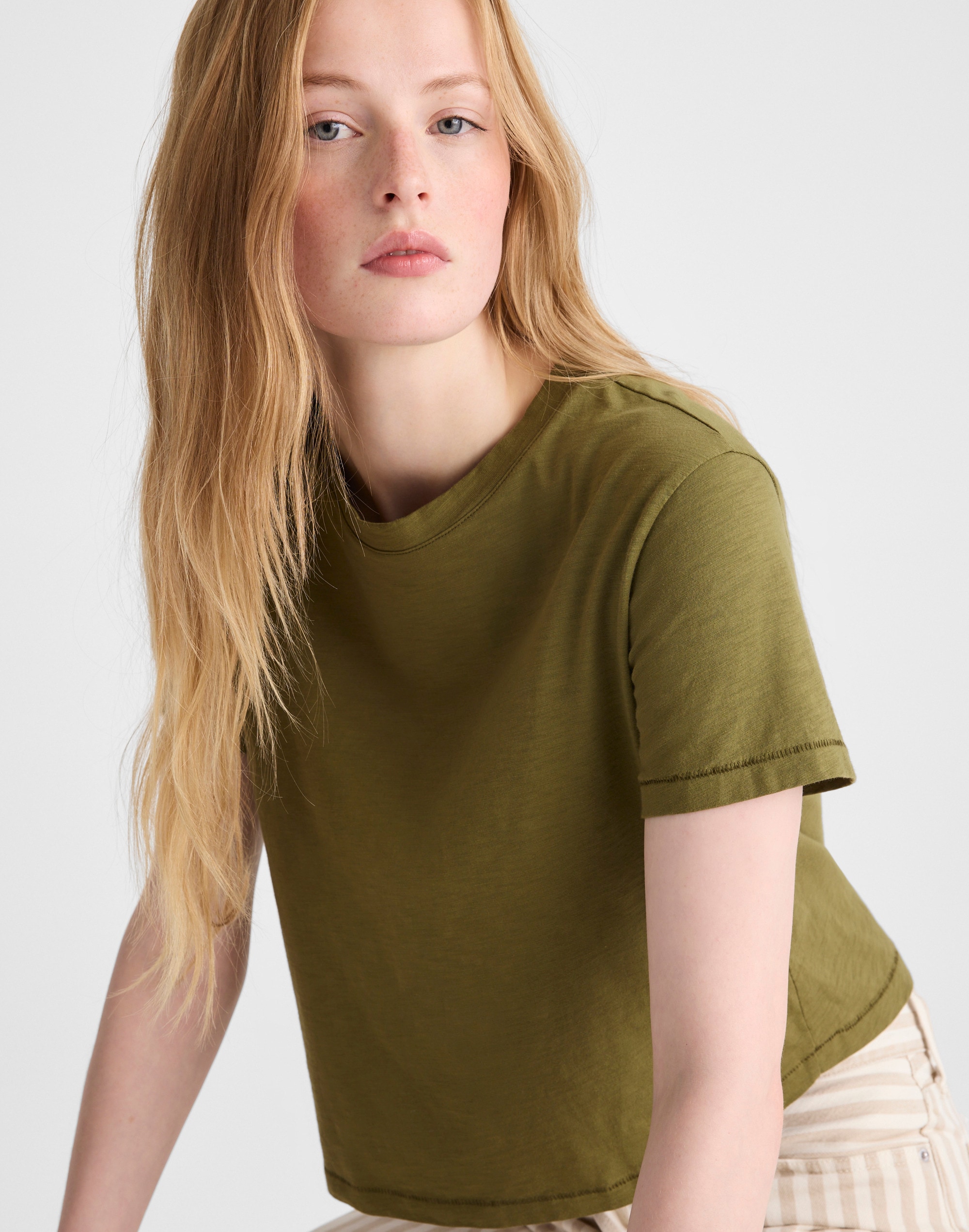 The Easy Crop Crewneck Tee in Soft Slub