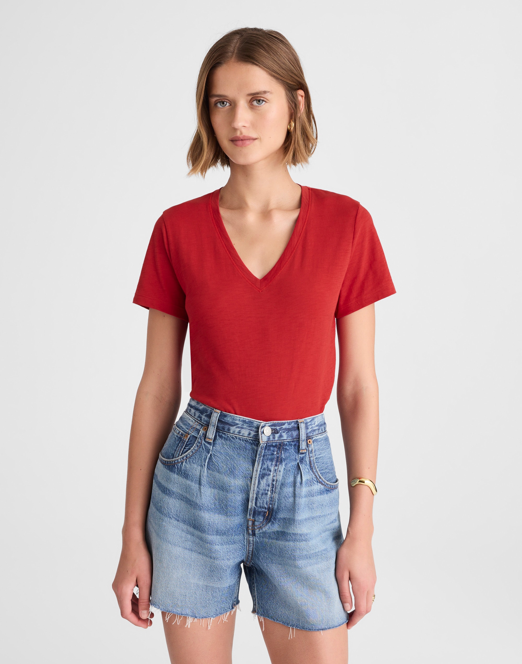 The Easy Crop V-Neck Tee in Soft Slub
