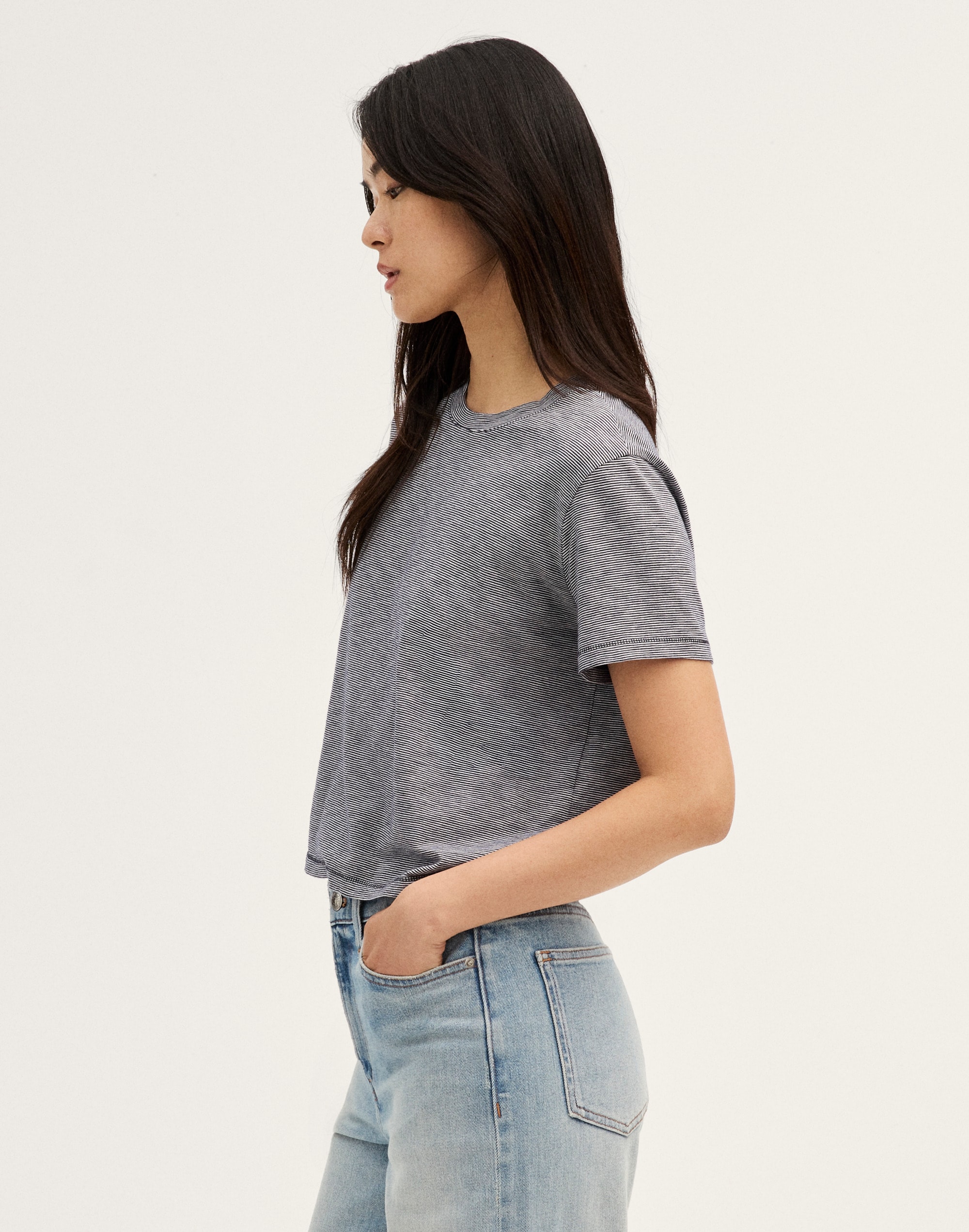The Easy Crop Crewneck Tee in Soft Slub
