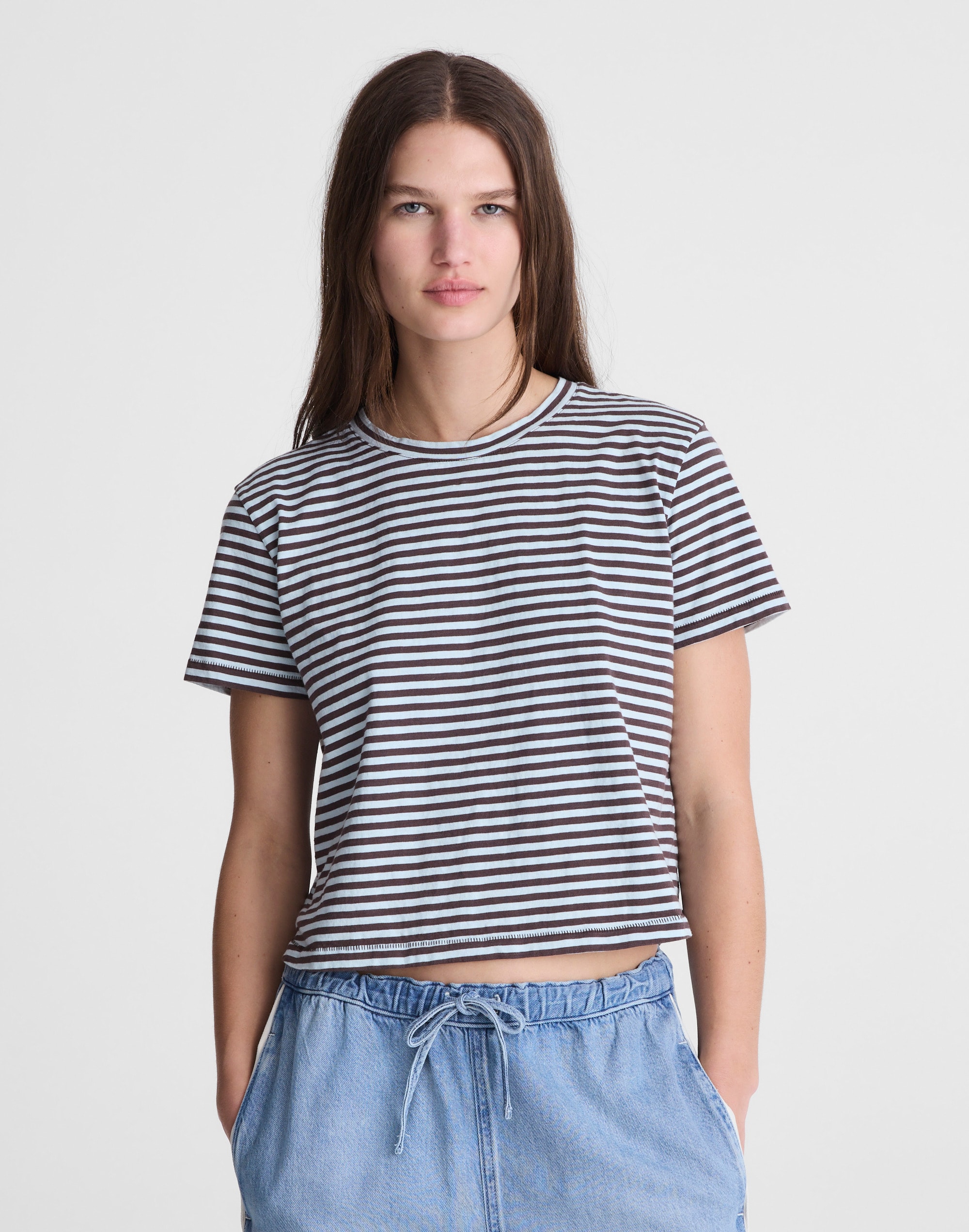 The Easy Crop Crewneck Tee in Soft Slub