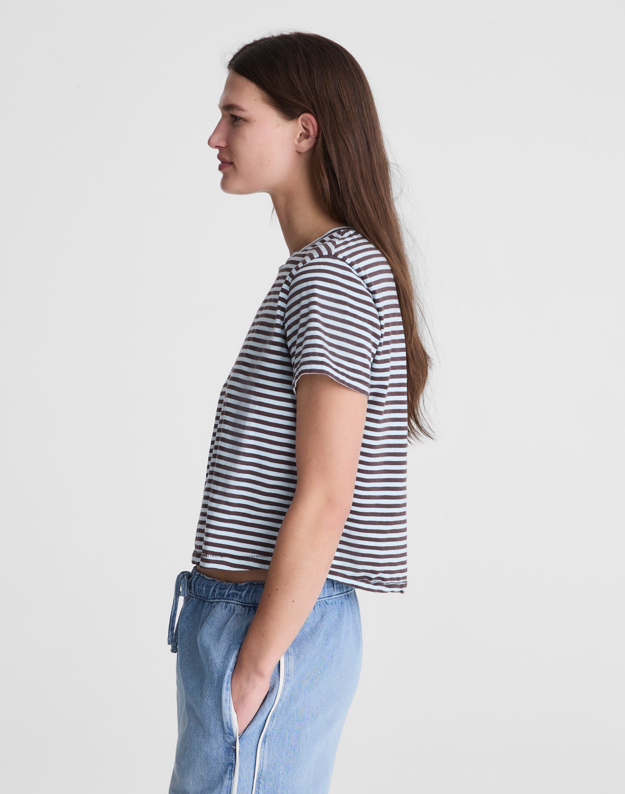 The Easy Crop Crewneck Tee in Soft Slub