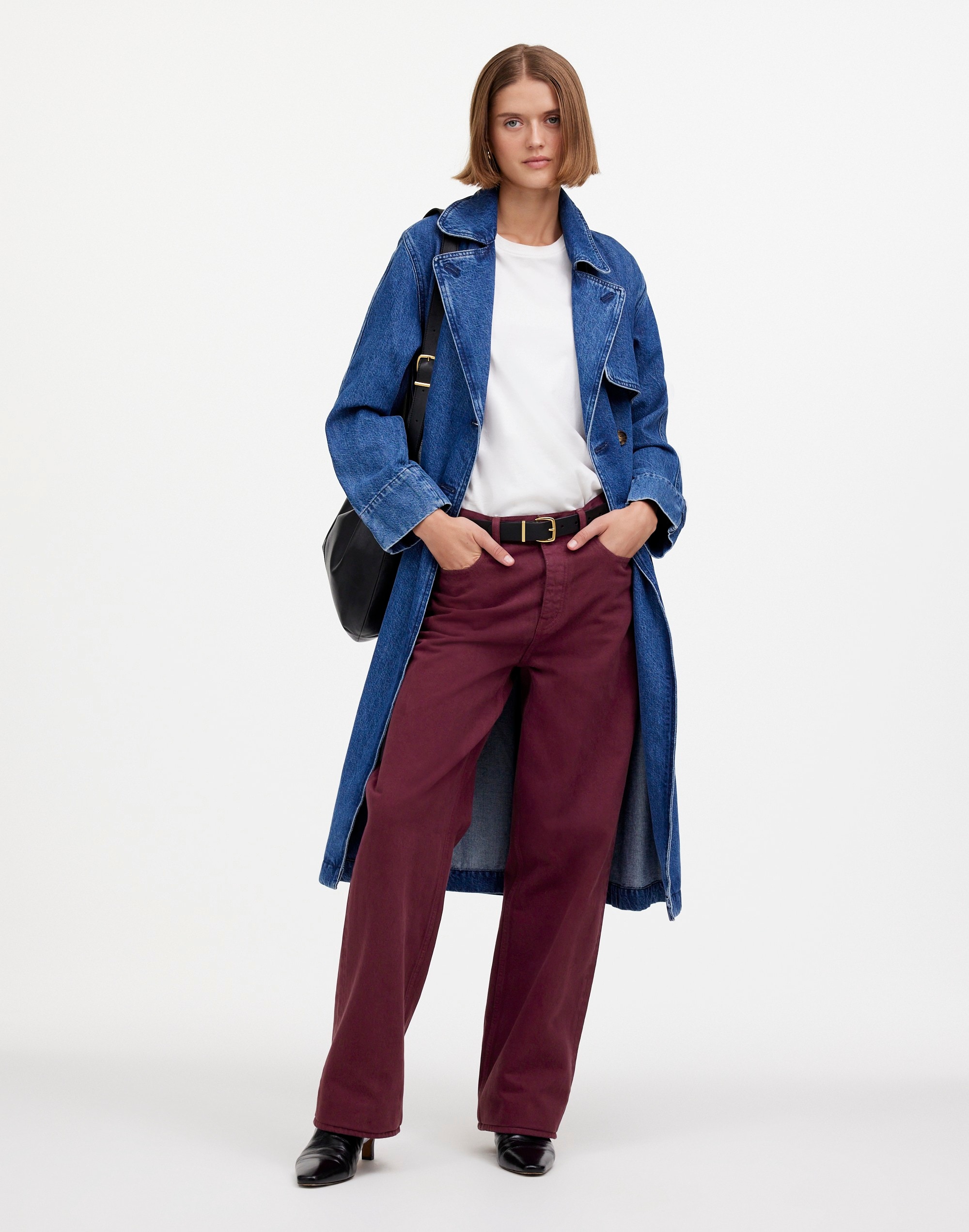 low-slung baggy jeans in bordeaux