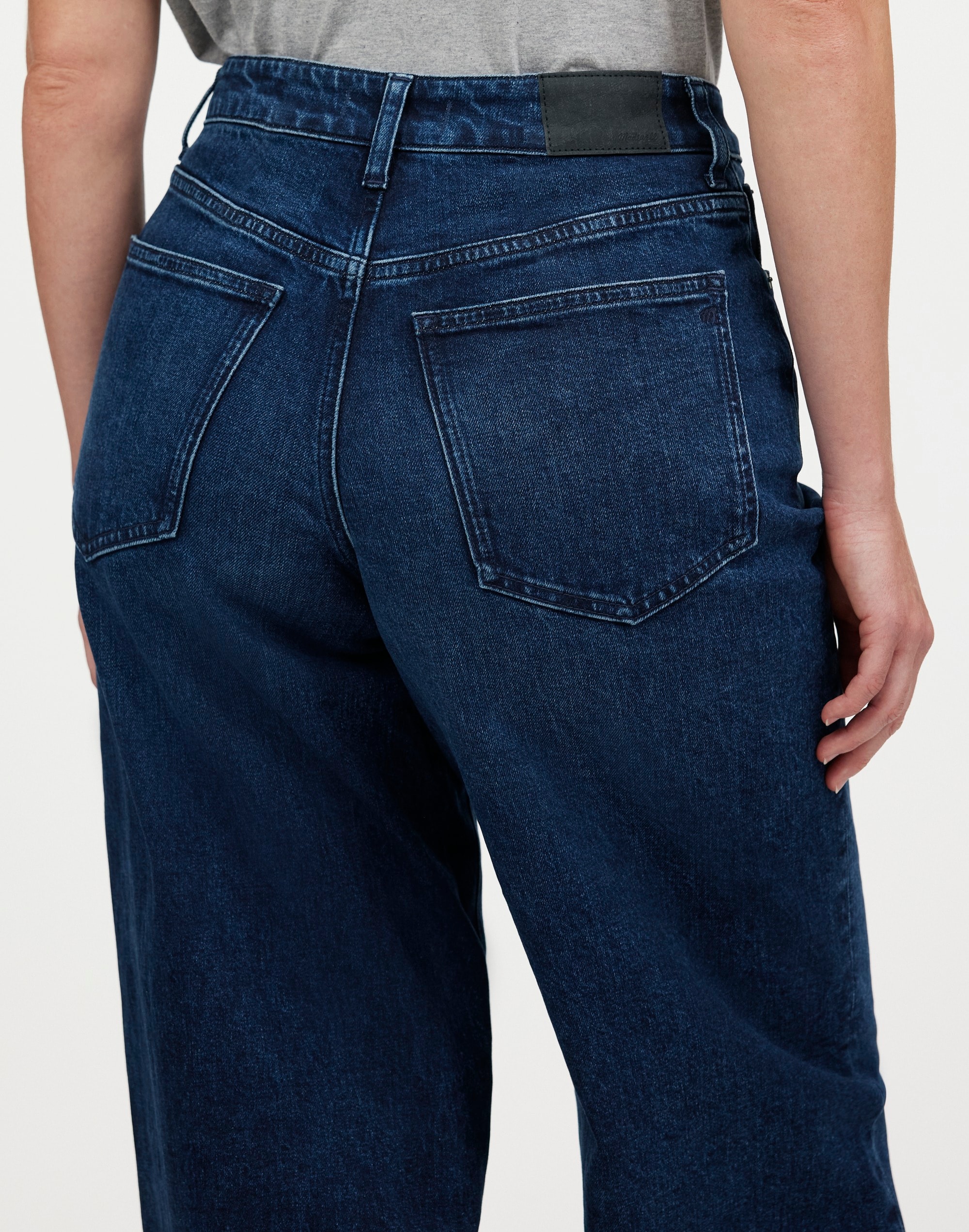The Petite Curvy Perfect Vintage Wide-Leg Jean in Nighthawk Wash Alternate Image 5