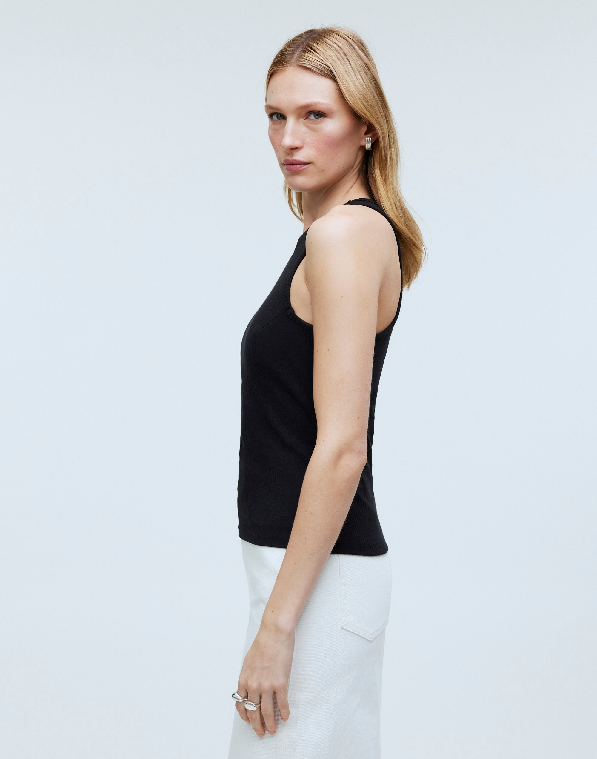 Highneck Tank in Sleekhold