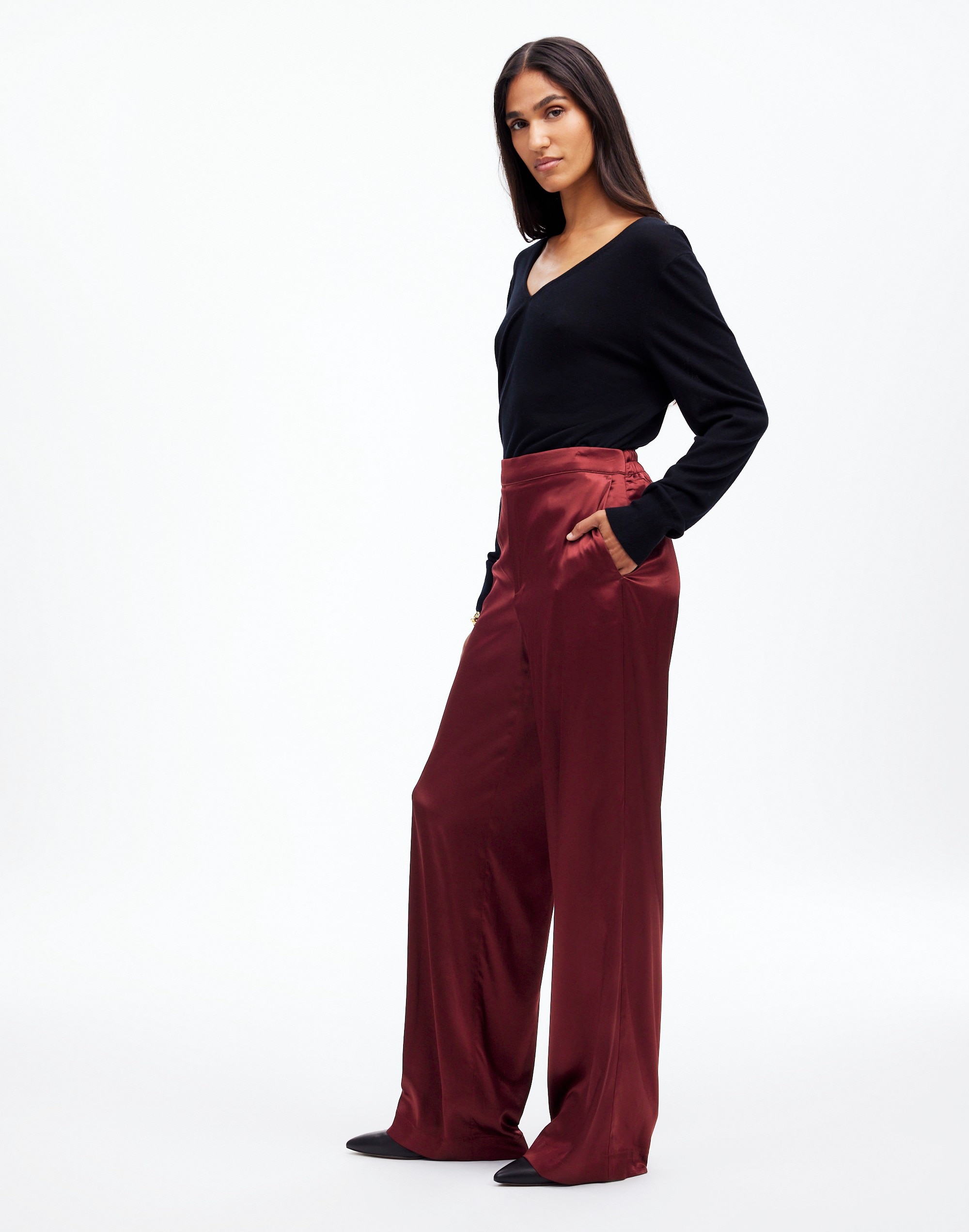 Pull-On Straight Pants in Stretch Satin