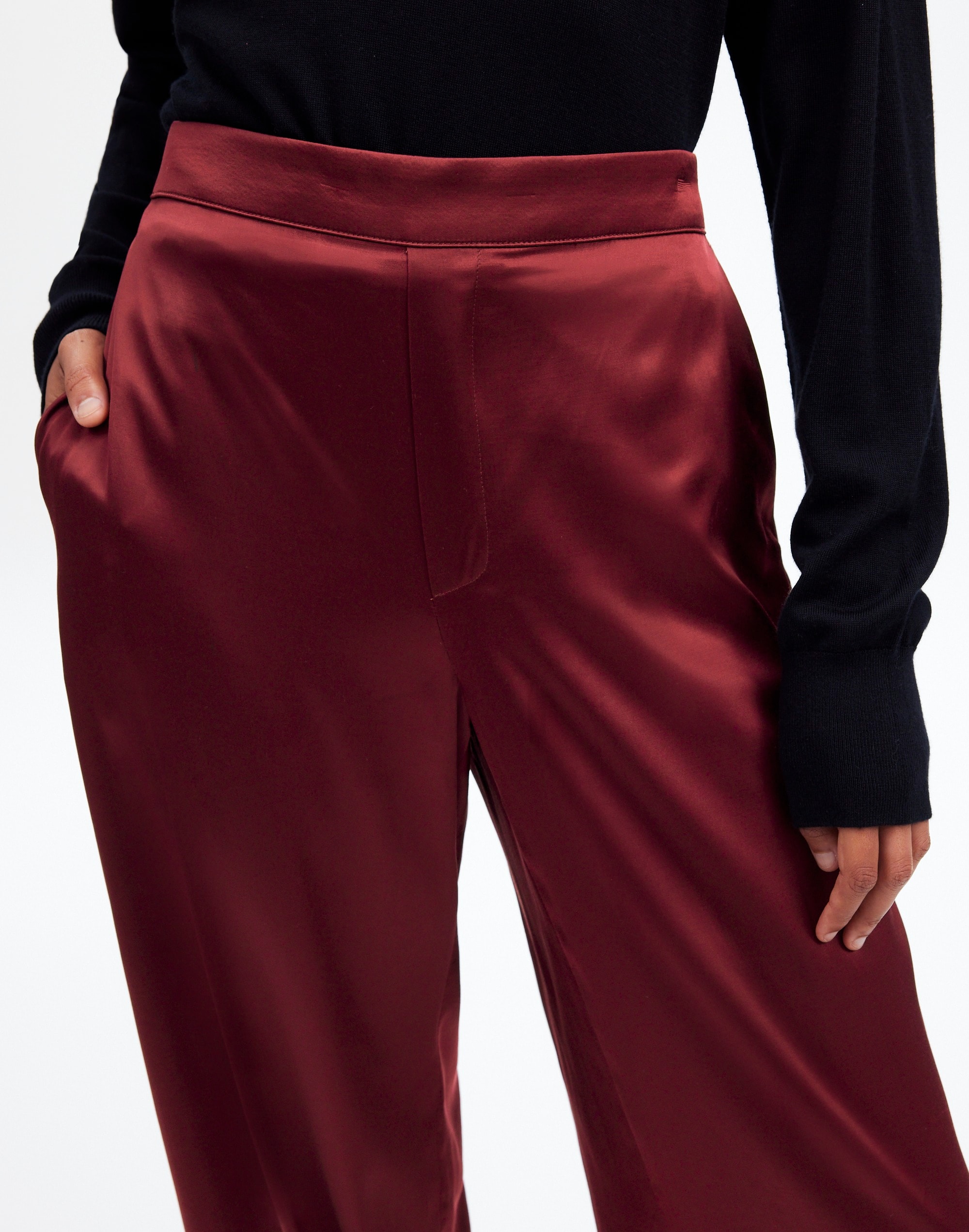Pull-On Straight Pants in Stretch Satin