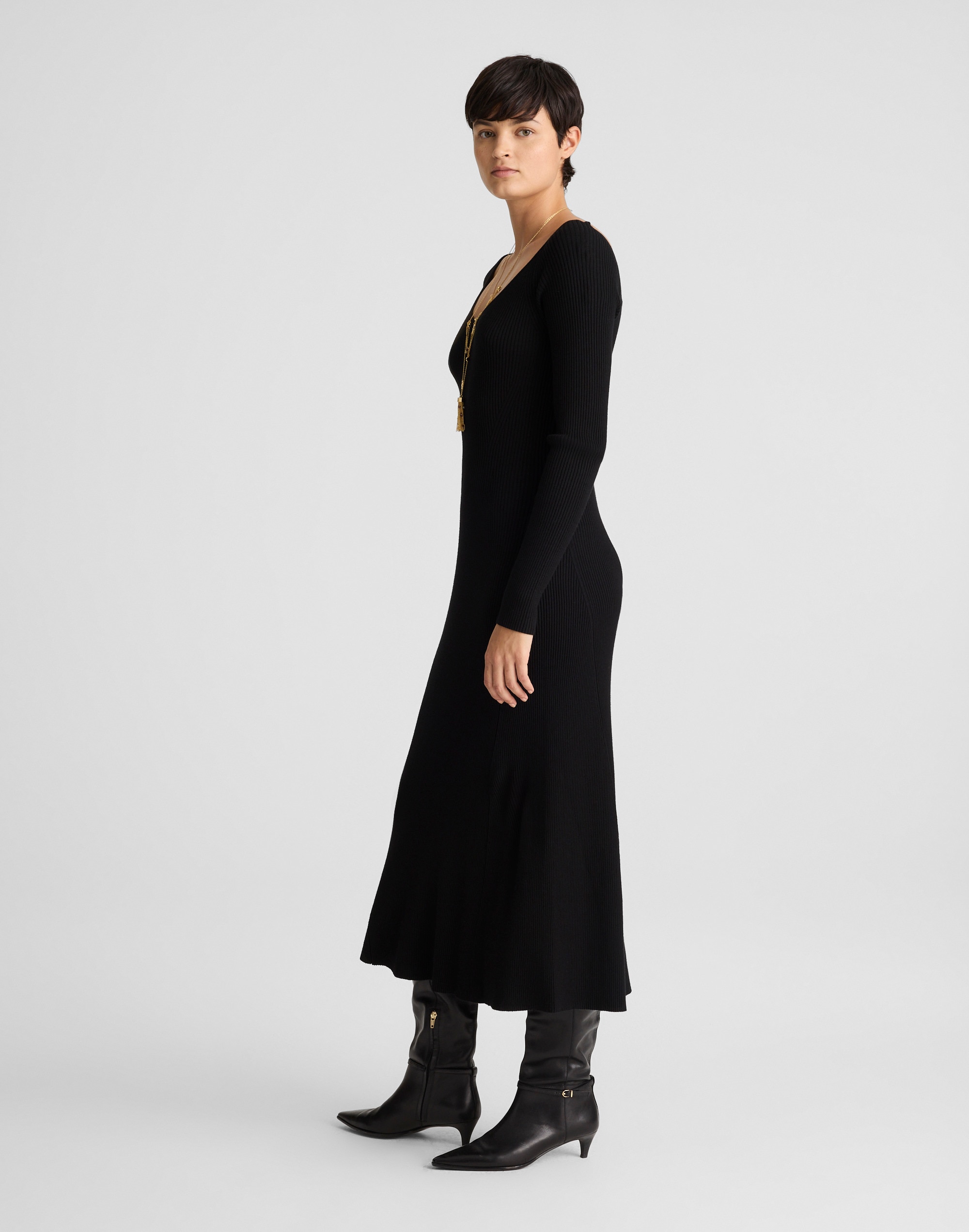 Madewell The Signature Knit V-neck Midi Dress In Abyss
