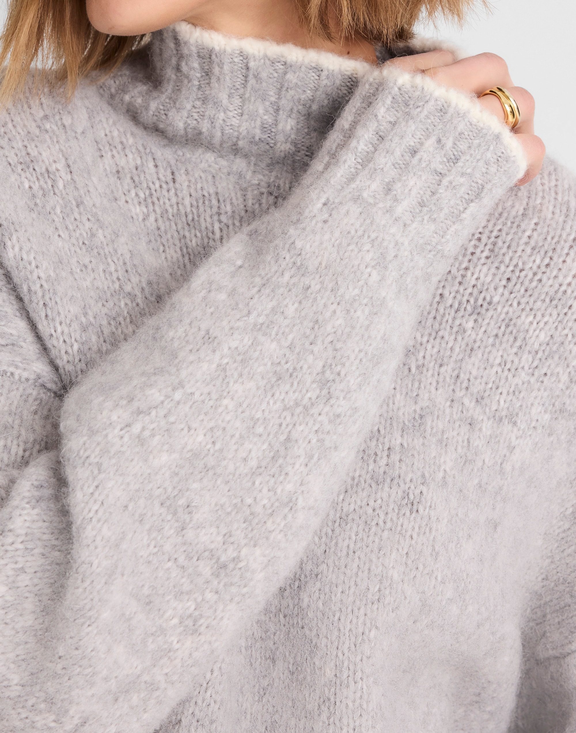 Chunky-Knit Alpaca-Blend Turtleneck