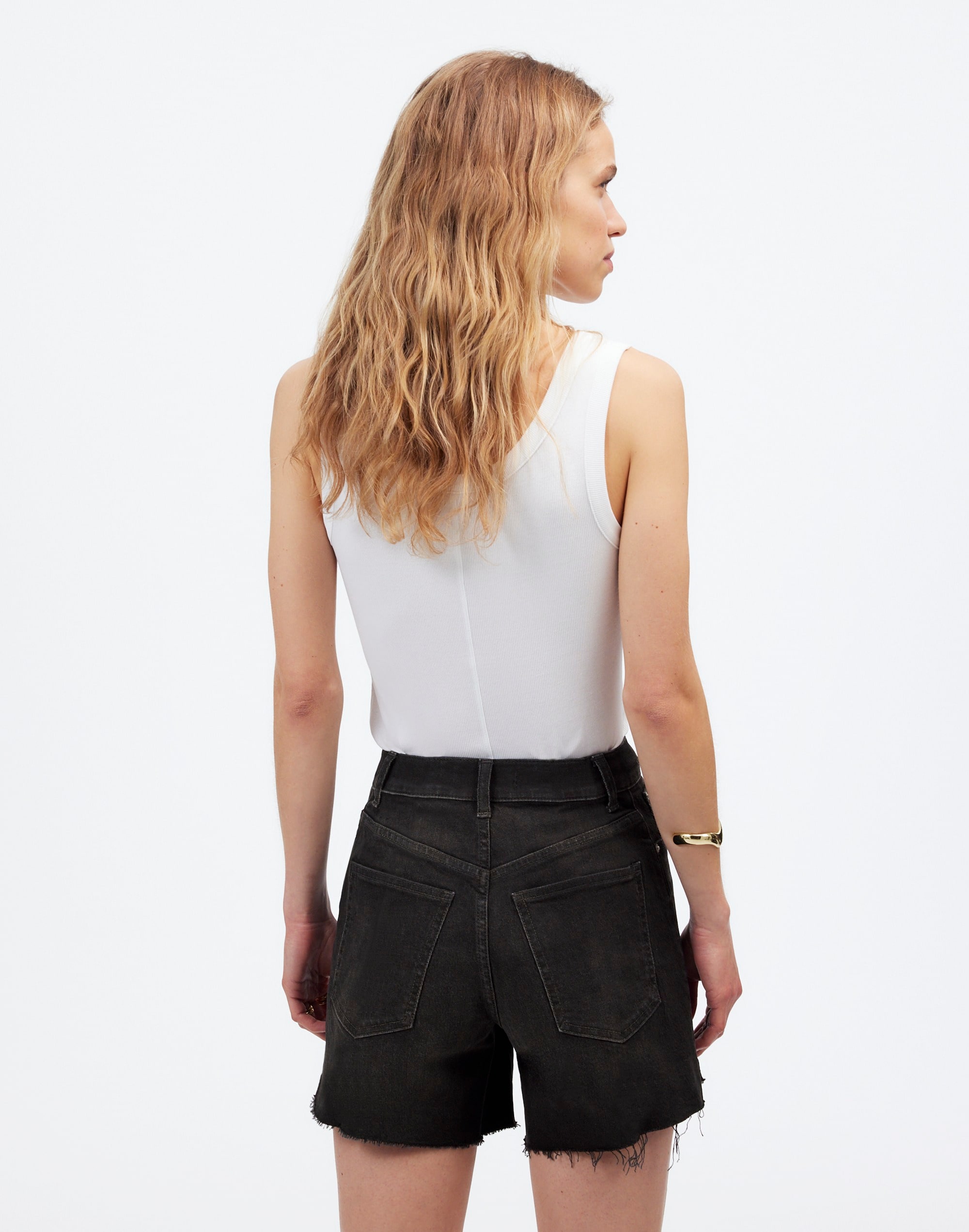 The Perfect Vintage Mid-Length Jean Short in Catalani Wash Alternate Image 4