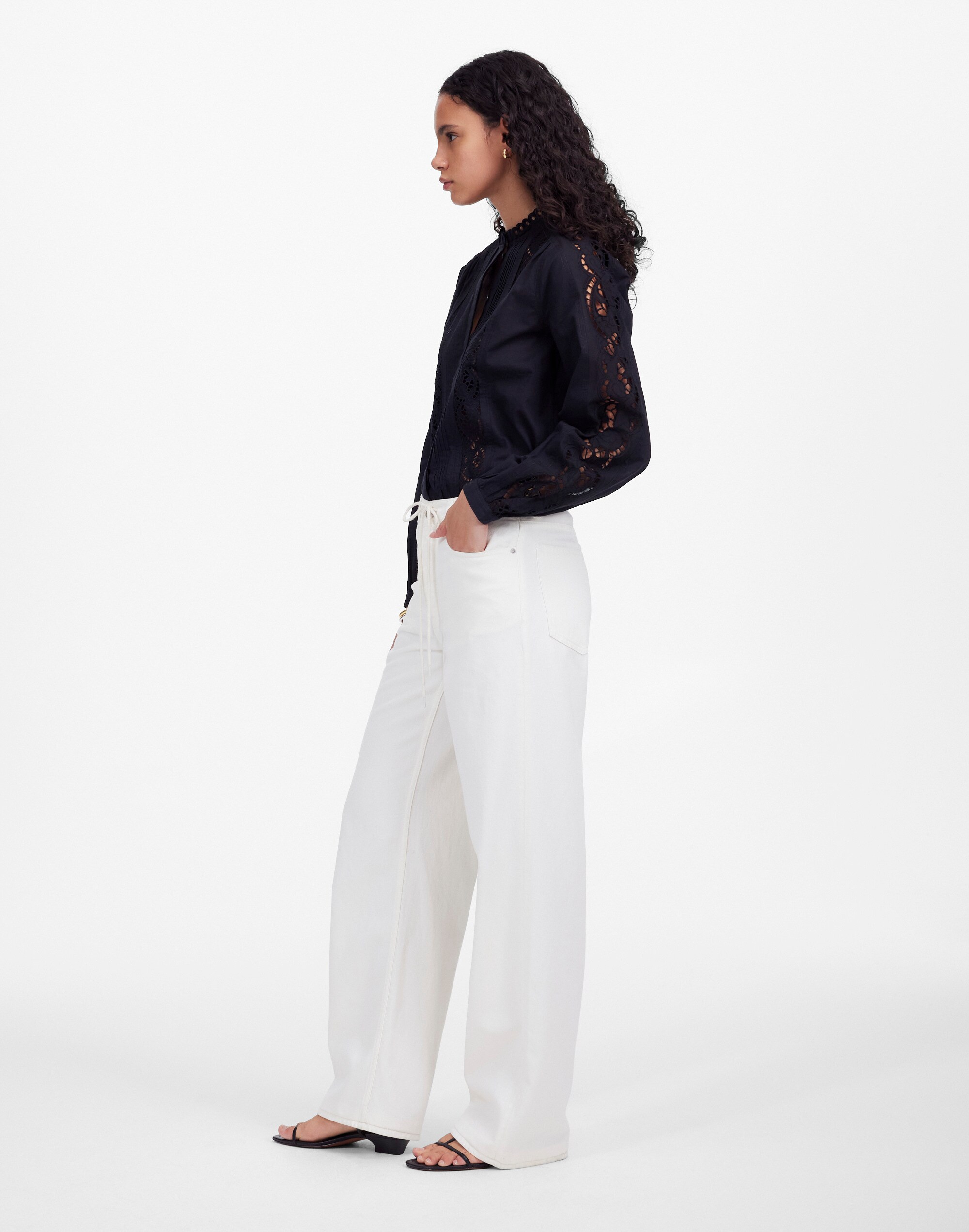 Low-Slung Baggy Jean in Vintage Canvas: Airy Denim Edition Alternate Image 3